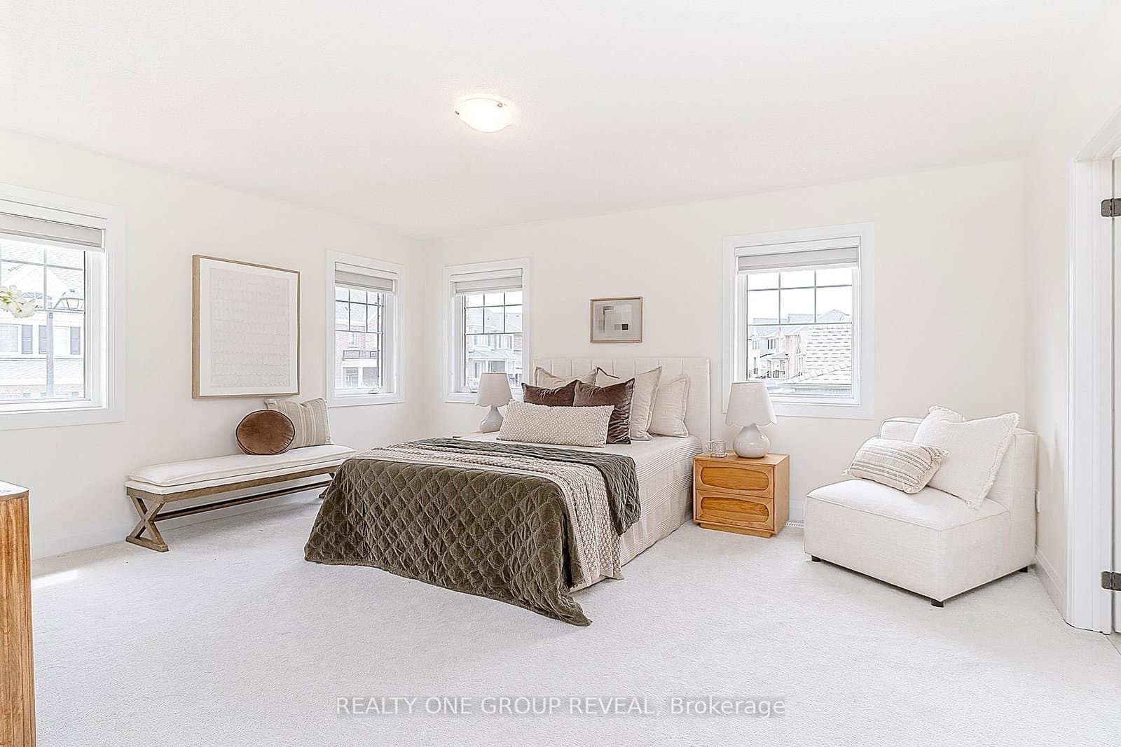 1 North Garden Boulevard thumbnail 31