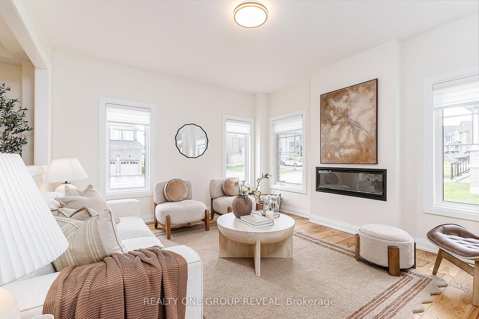 1 North Garden Boulevard thumbnail 9