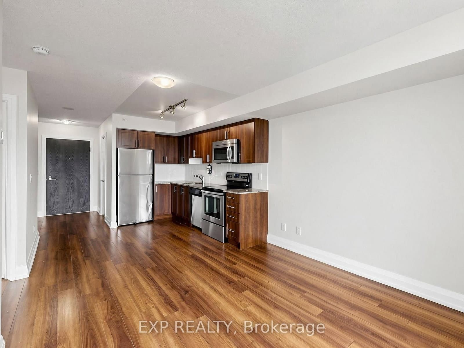 3520 Danforth Avenue, Unit 415 thumbnail 4