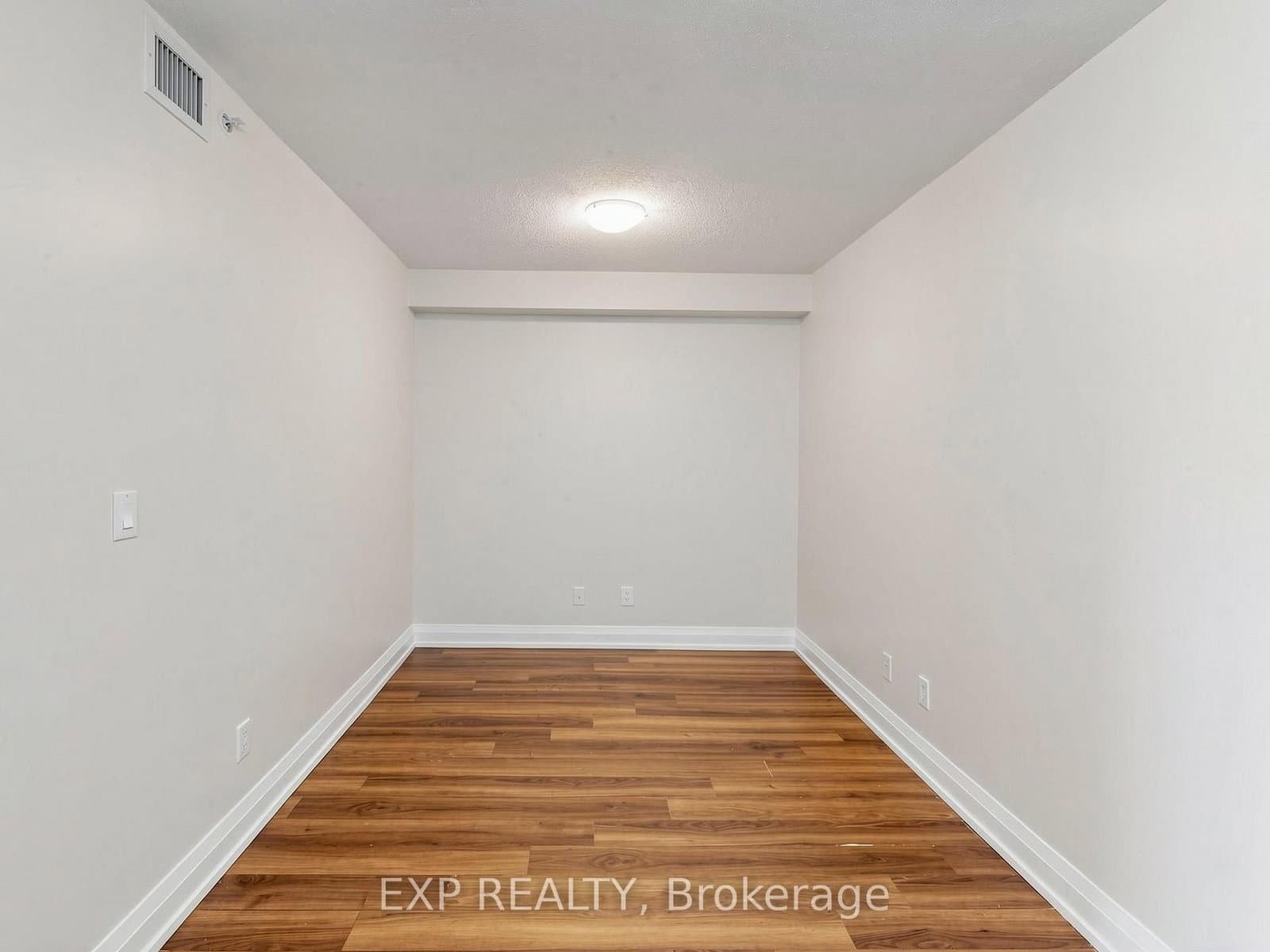 3520 Danforth Avenue, Unit 415 thumbnail 6
