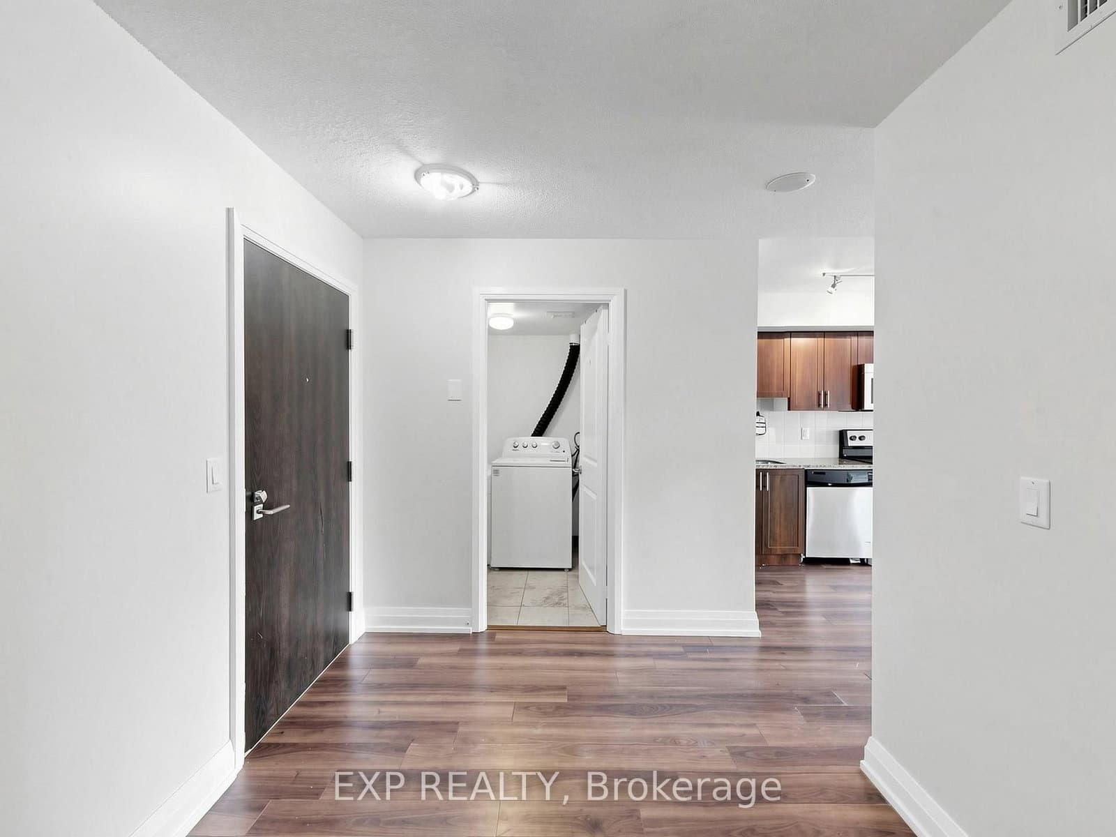 3520 Danforth Avenue, Unit 415 thumbnail 7