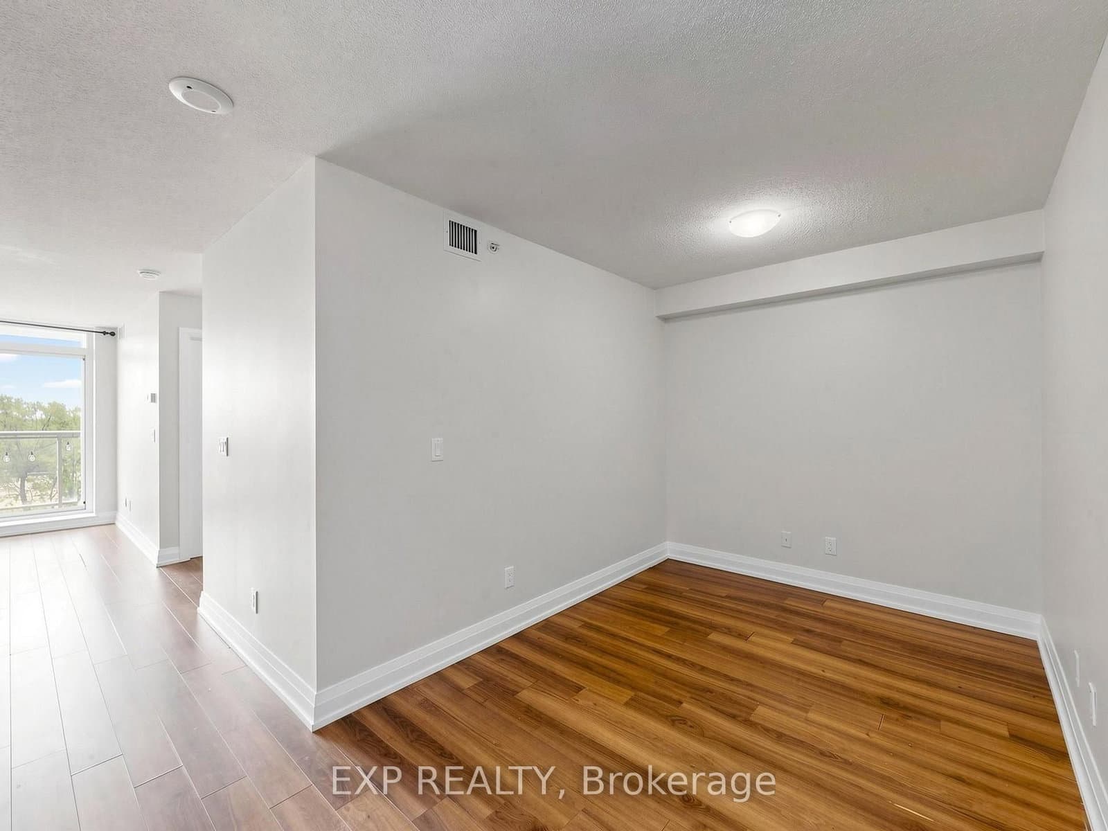 3520 Danforth Avenue, Unit 415 thumbnail 8