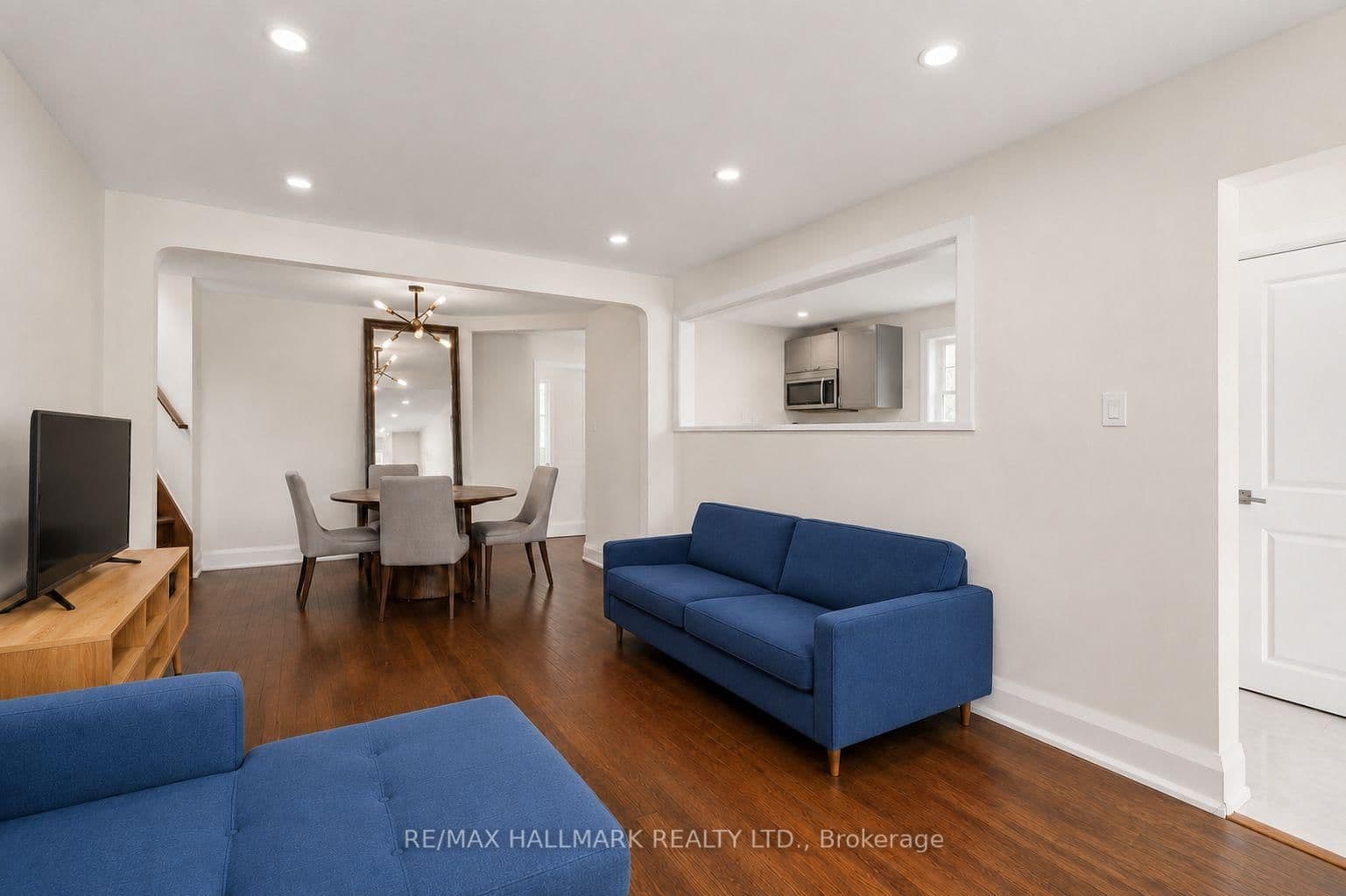 8 Davies Crescent thumbnail 4
