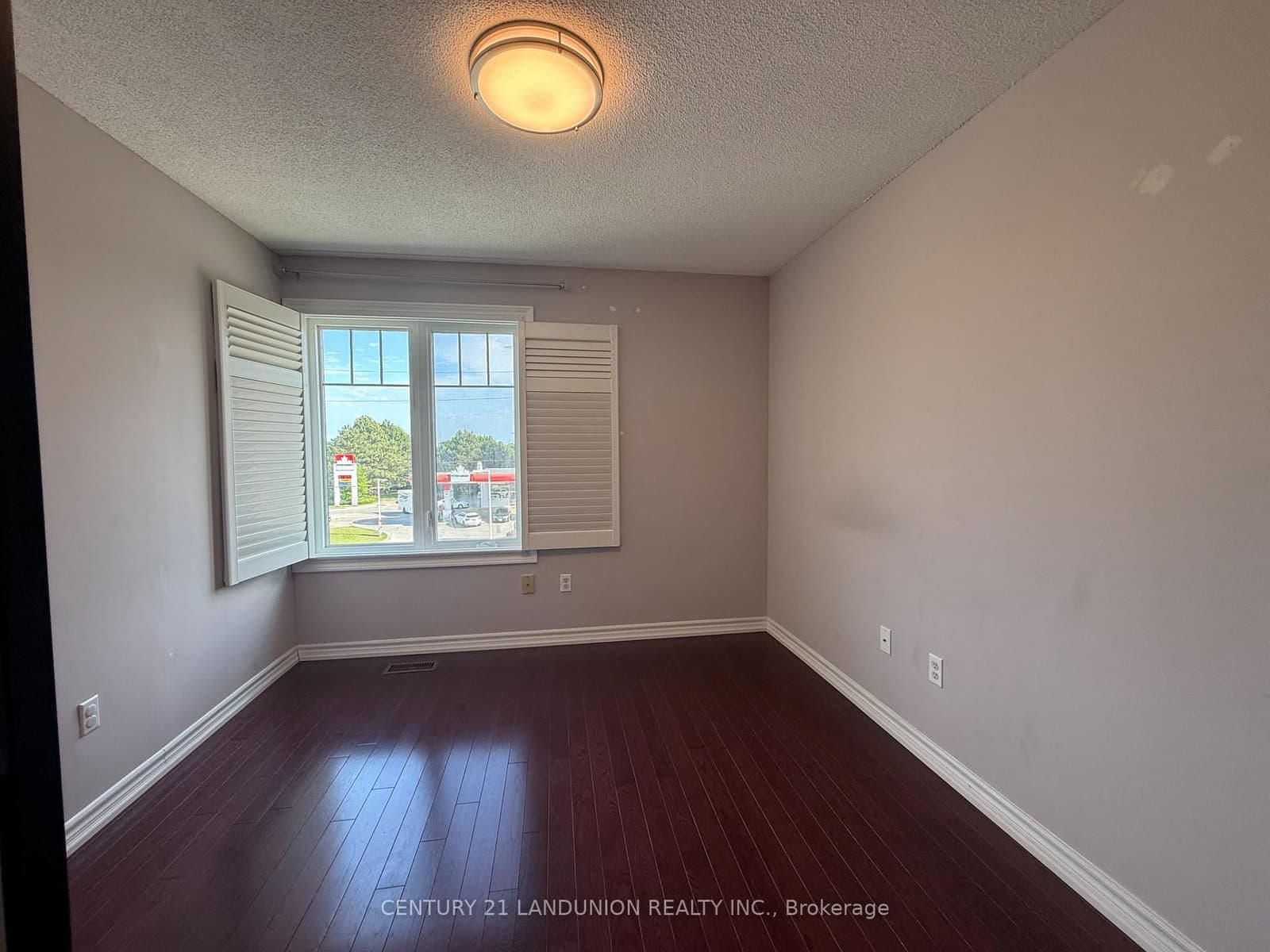 9544 Sheppard Avenue E thumbnail 8