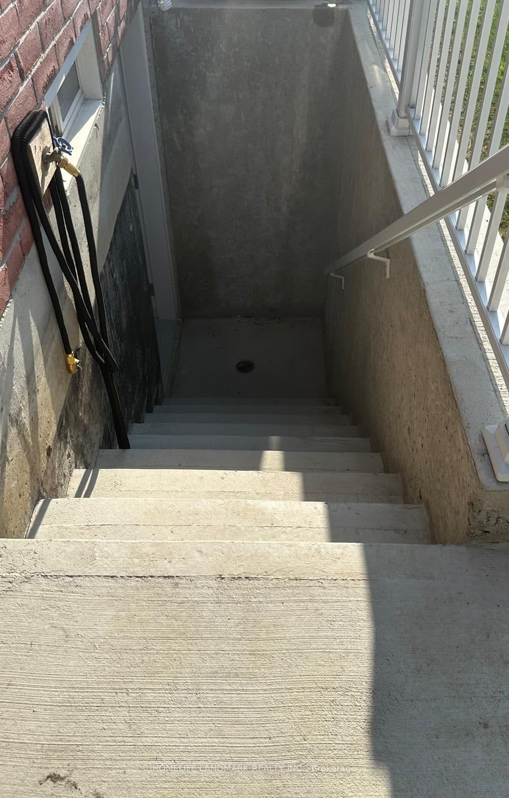 6 Pickett Street, Unit Basement thumbnail 17