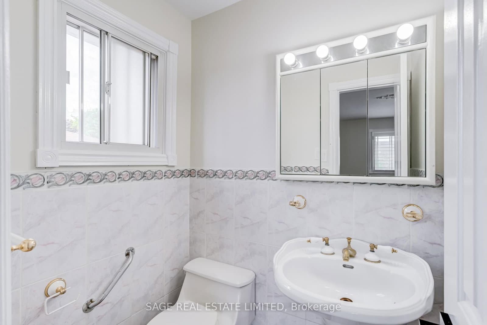 40 Beamsville Drive thumbnail 17