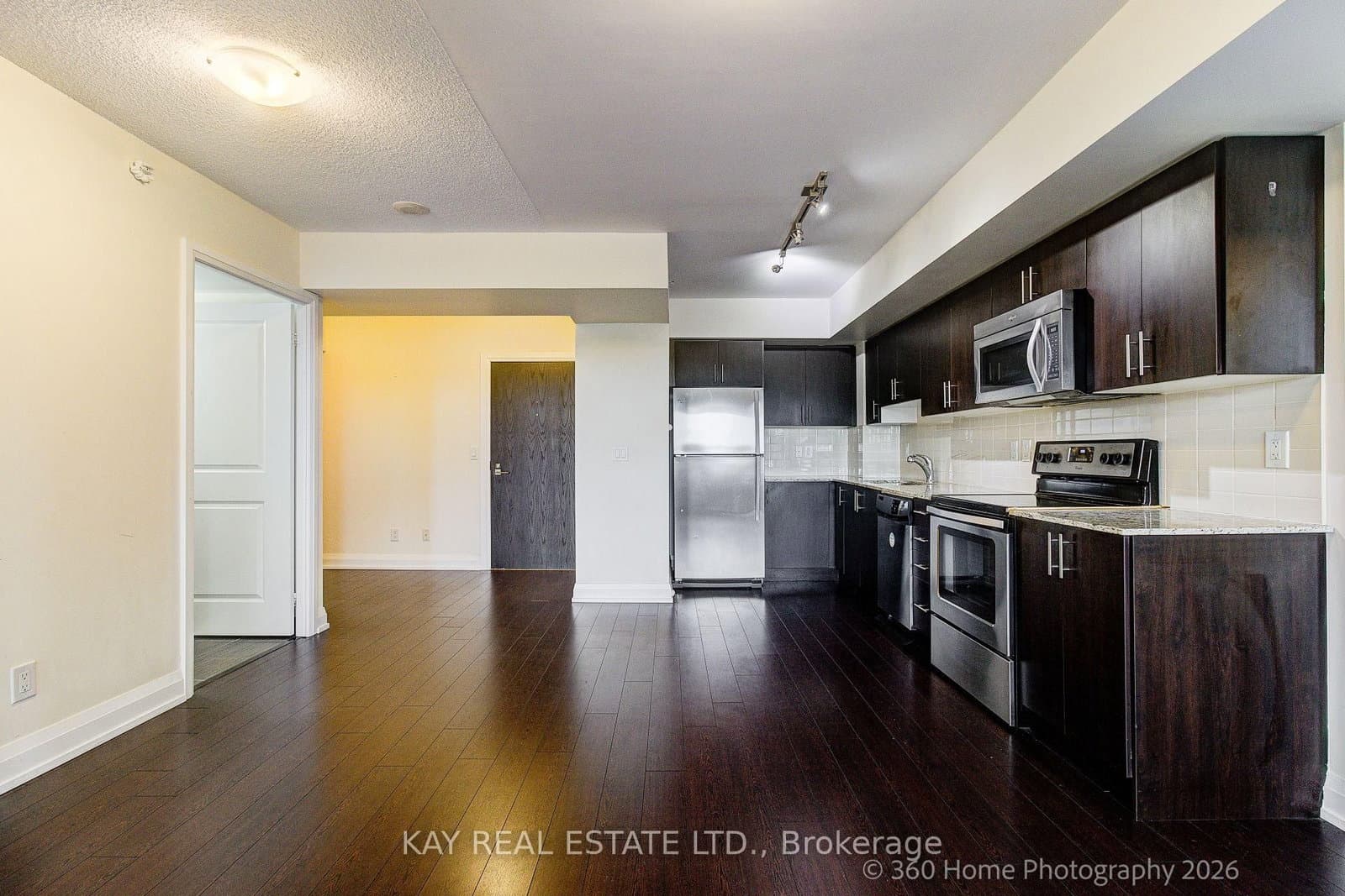 3520 Danforth Avenue, Unit 612 thumbnail 4