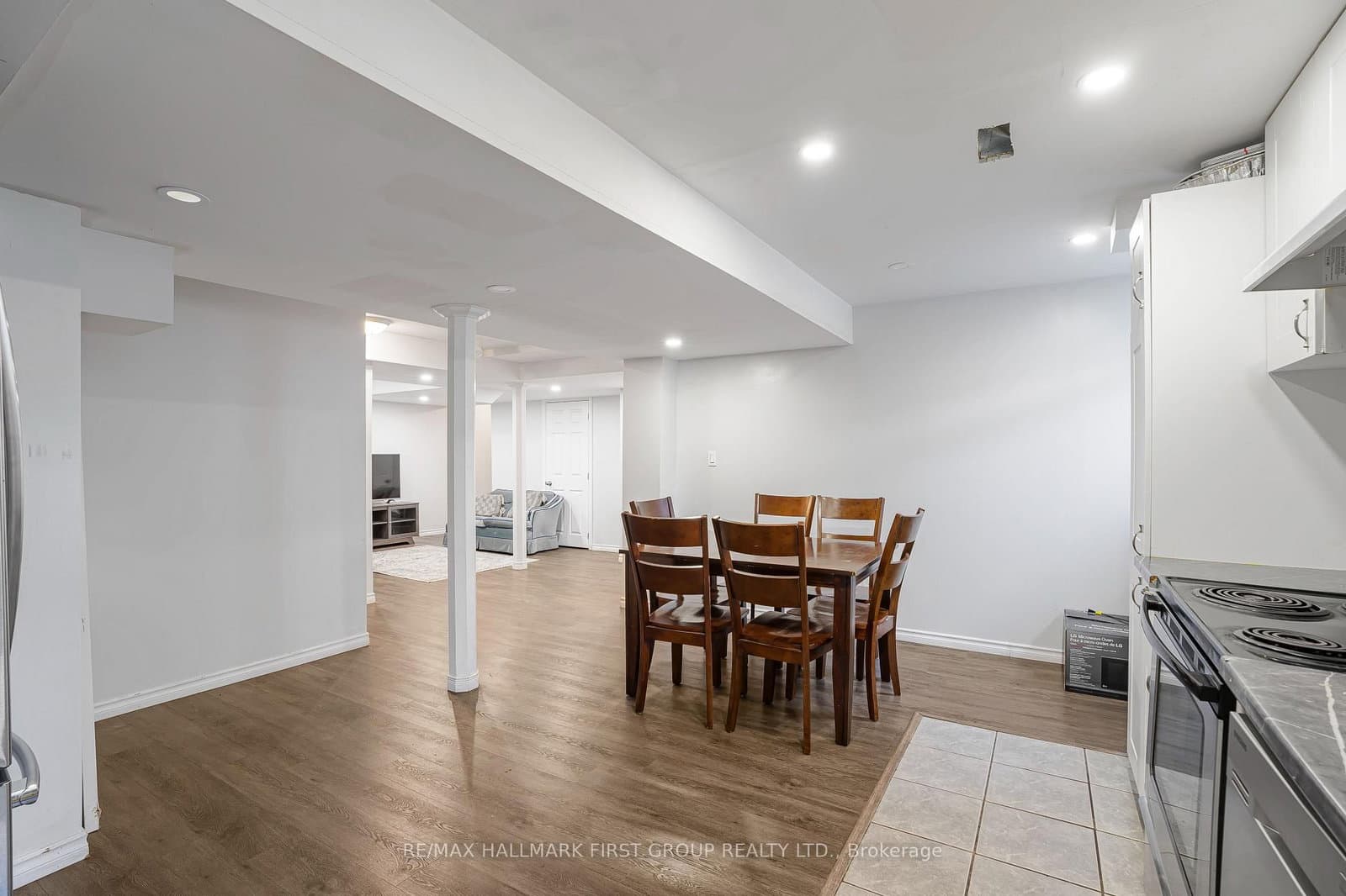 86 Seward Crescent thumbnail 6