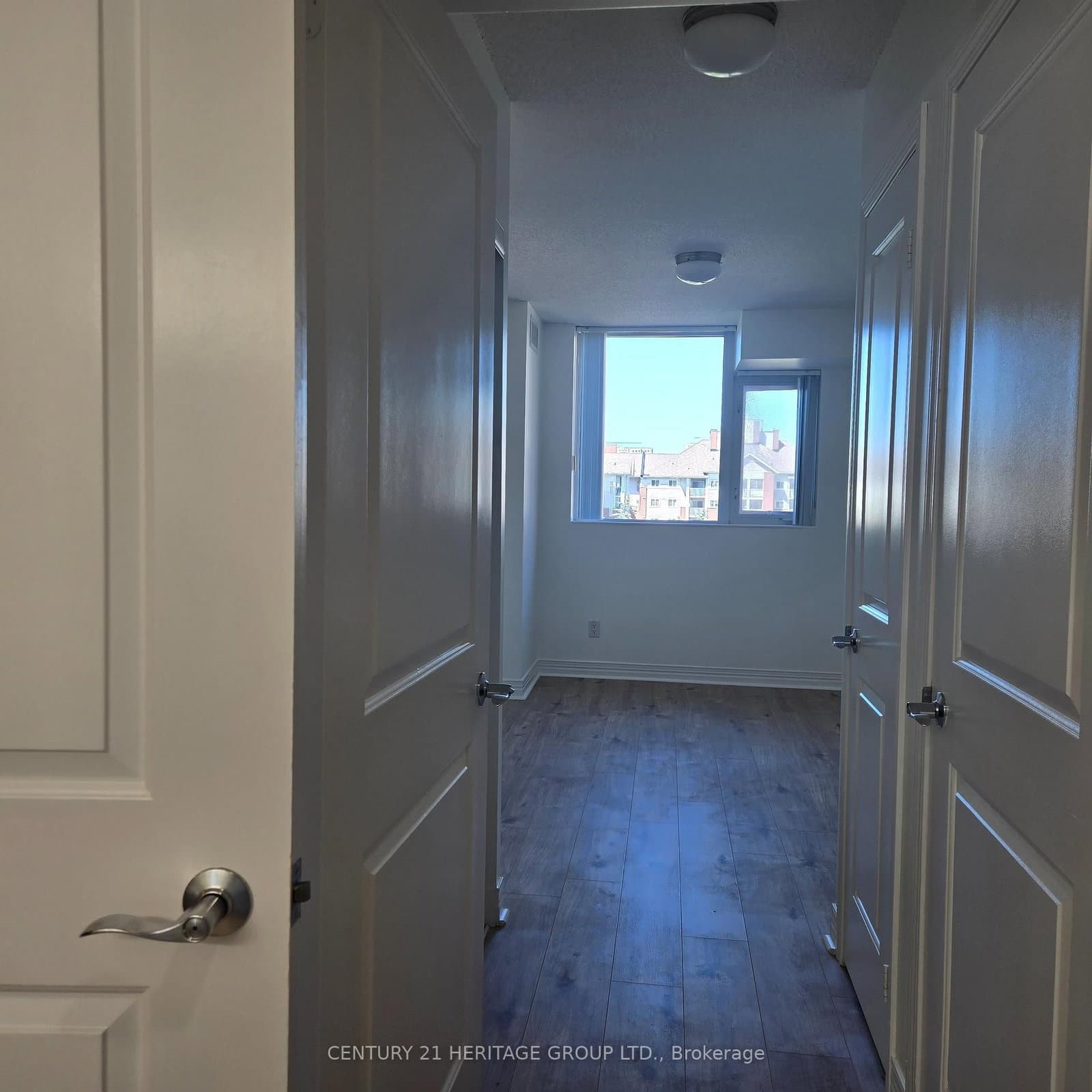 90 Scottfield Drive, Unit 319 thumbnail 11