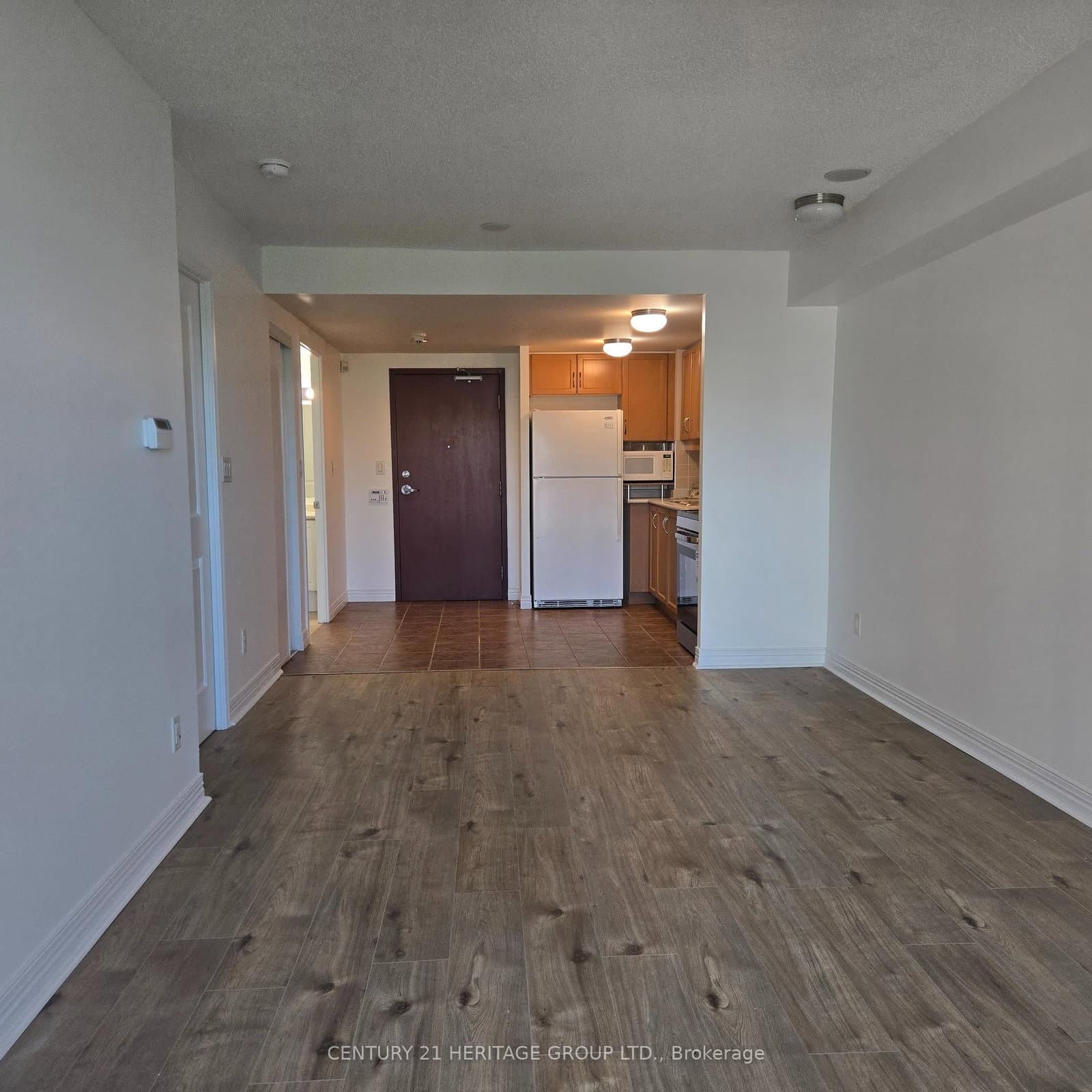 90 Scottfield Drive, Unit 319 thumbnail 12