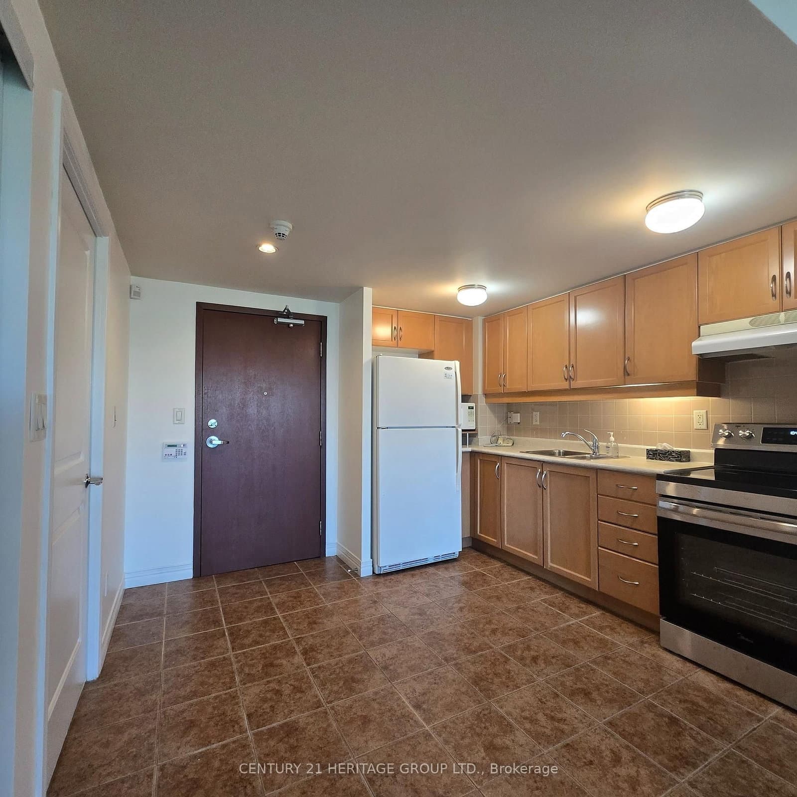 90 Scottfield Drive, Unit 319 thumbnail 15