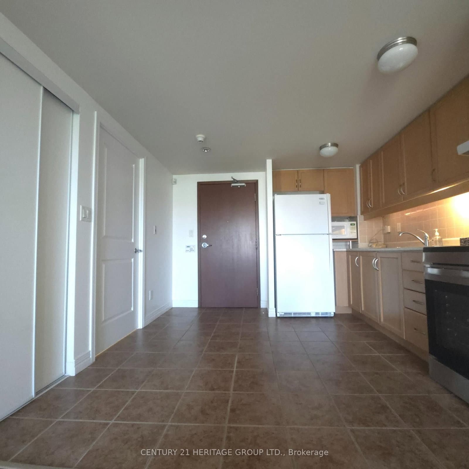 90 Scottfield Drive, Unit 319 thumbnail 23