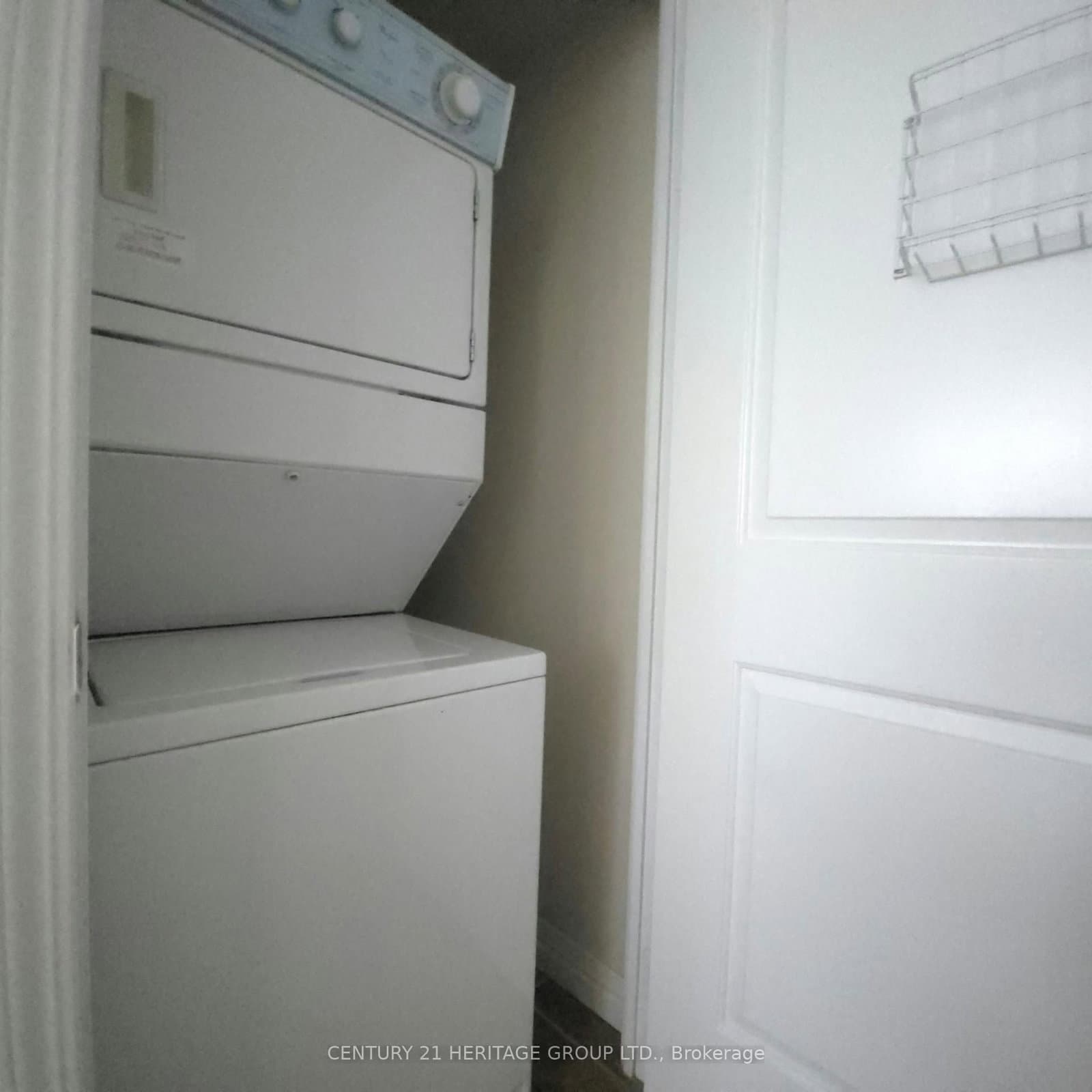 90 Scottfield Drive, Unit 319 thumbnail 29
