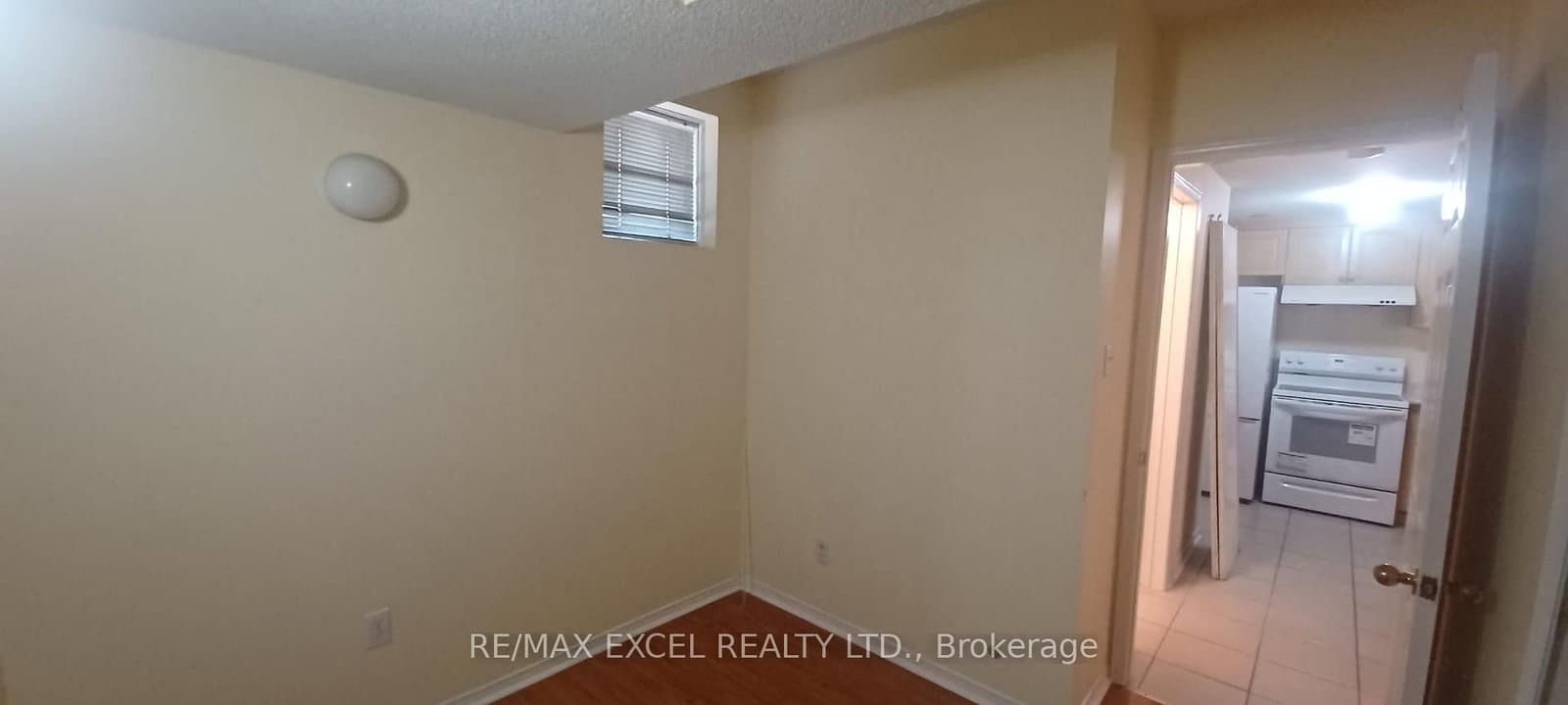 42 Pinery Trail, Unit 2 thumbnail 2