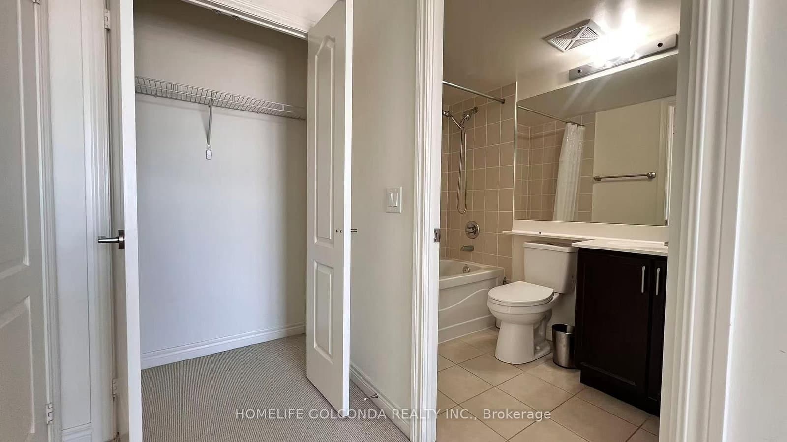 (MASTER ROOM )7 TOWN CENTRE Crescent, Unit 3002 thumbnail 6