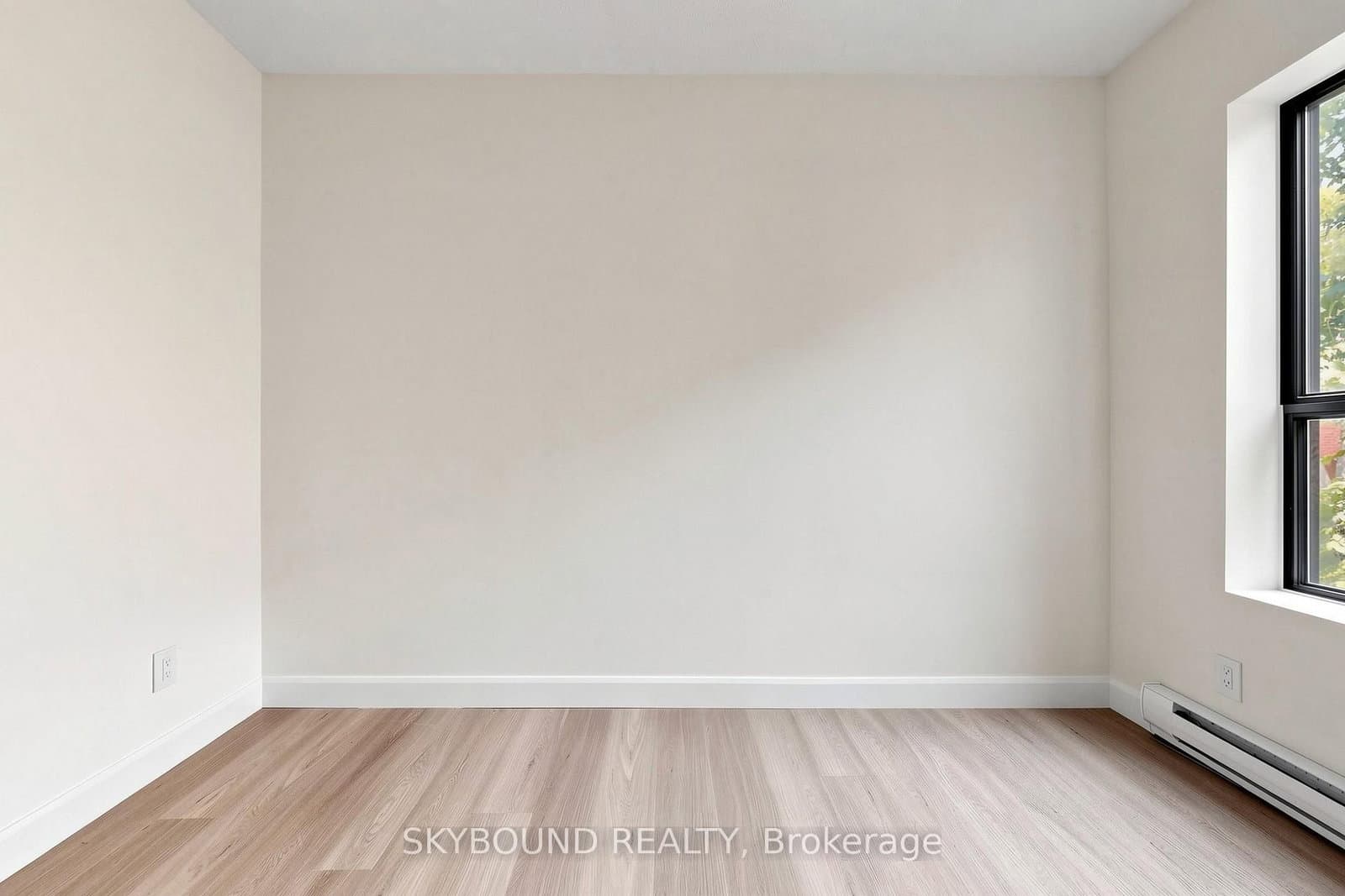 131 Wineva Avenue, Unit G thumbnail 18