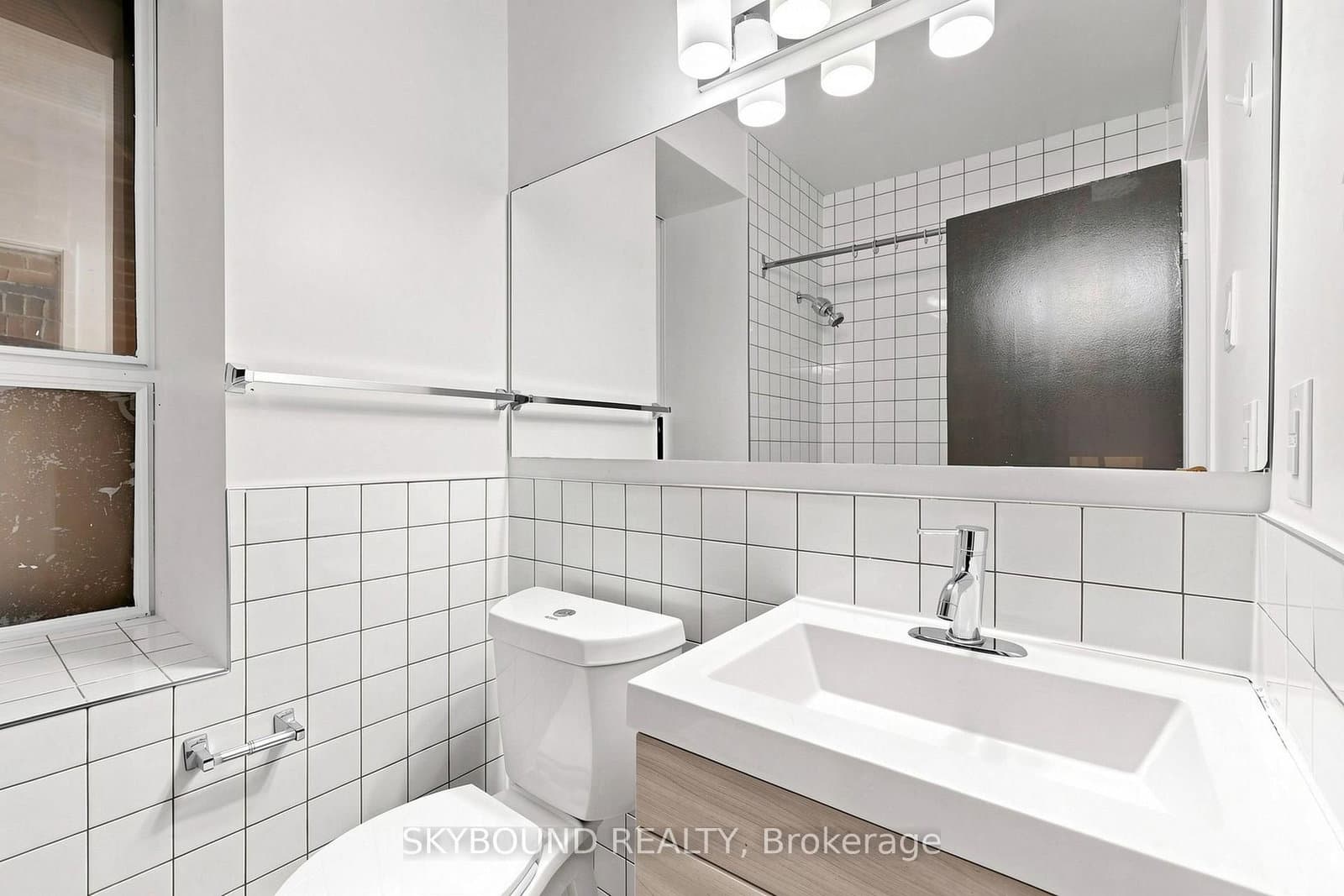 131 Wineva Avenue, Unit G thumbnail 22