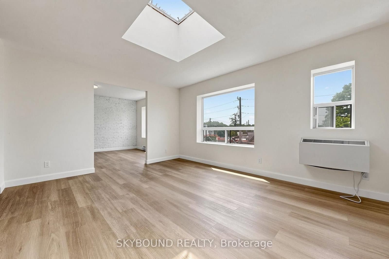 131 Wineva Avenue, Unit G thumbnail 3