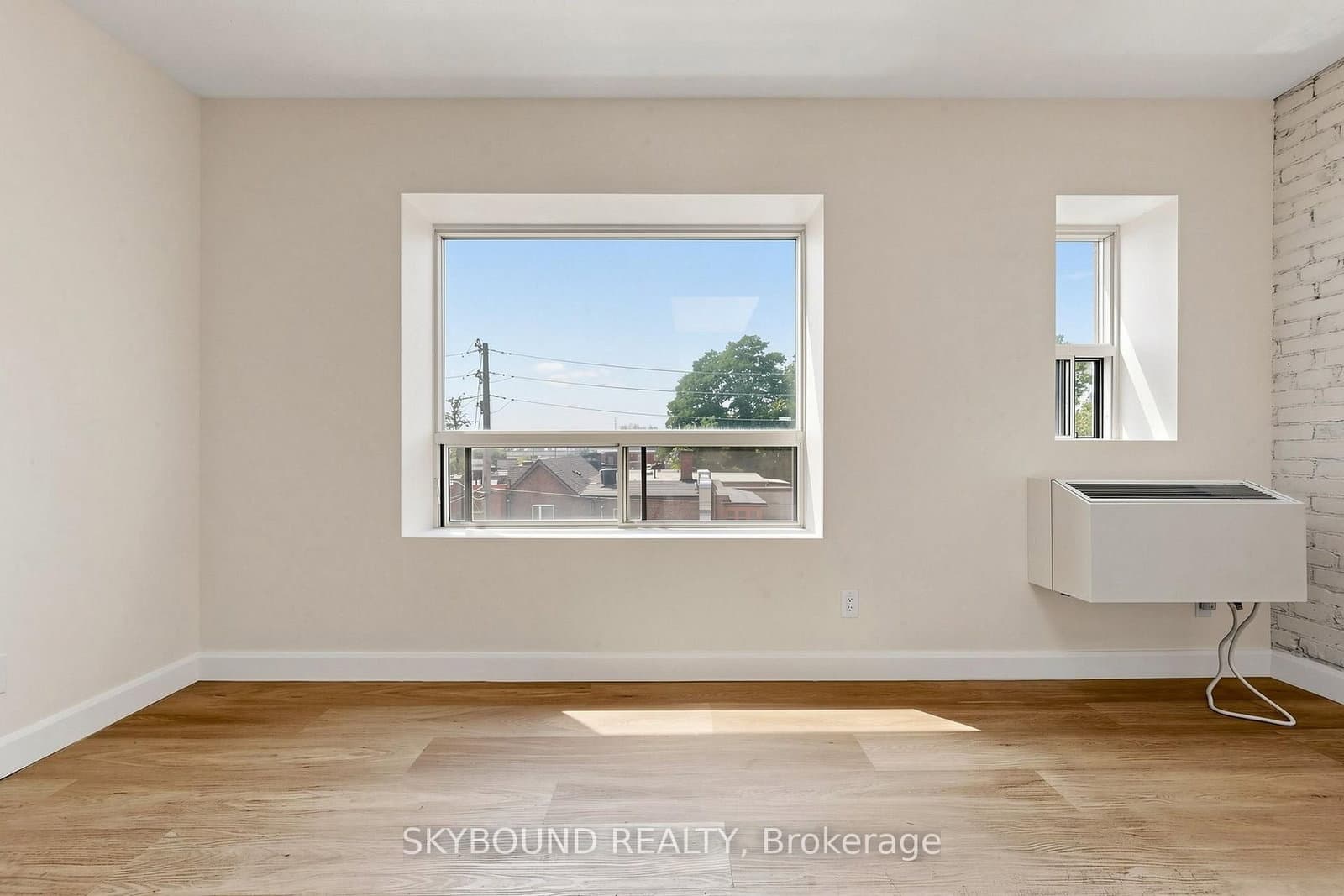 131 Wineva Avenue, Unit G thumbnail 4