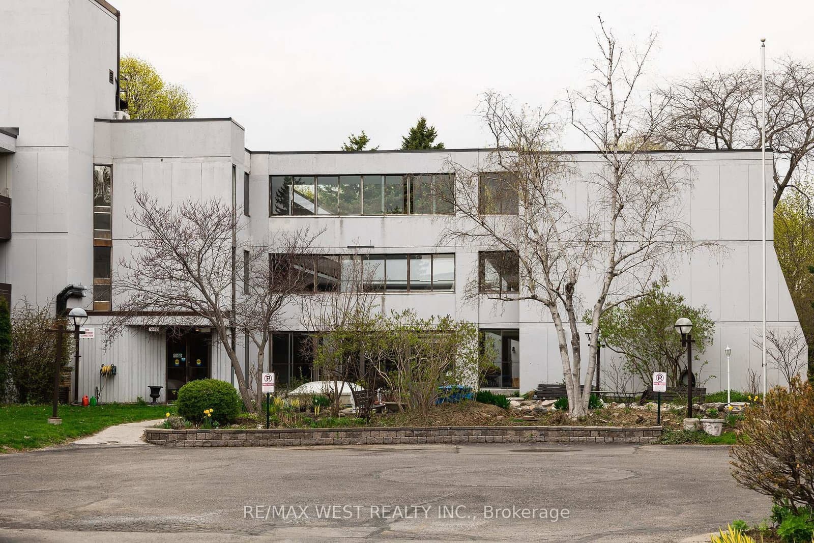 50 Old Kingston Road, Unit 1-202 thumbnail 24