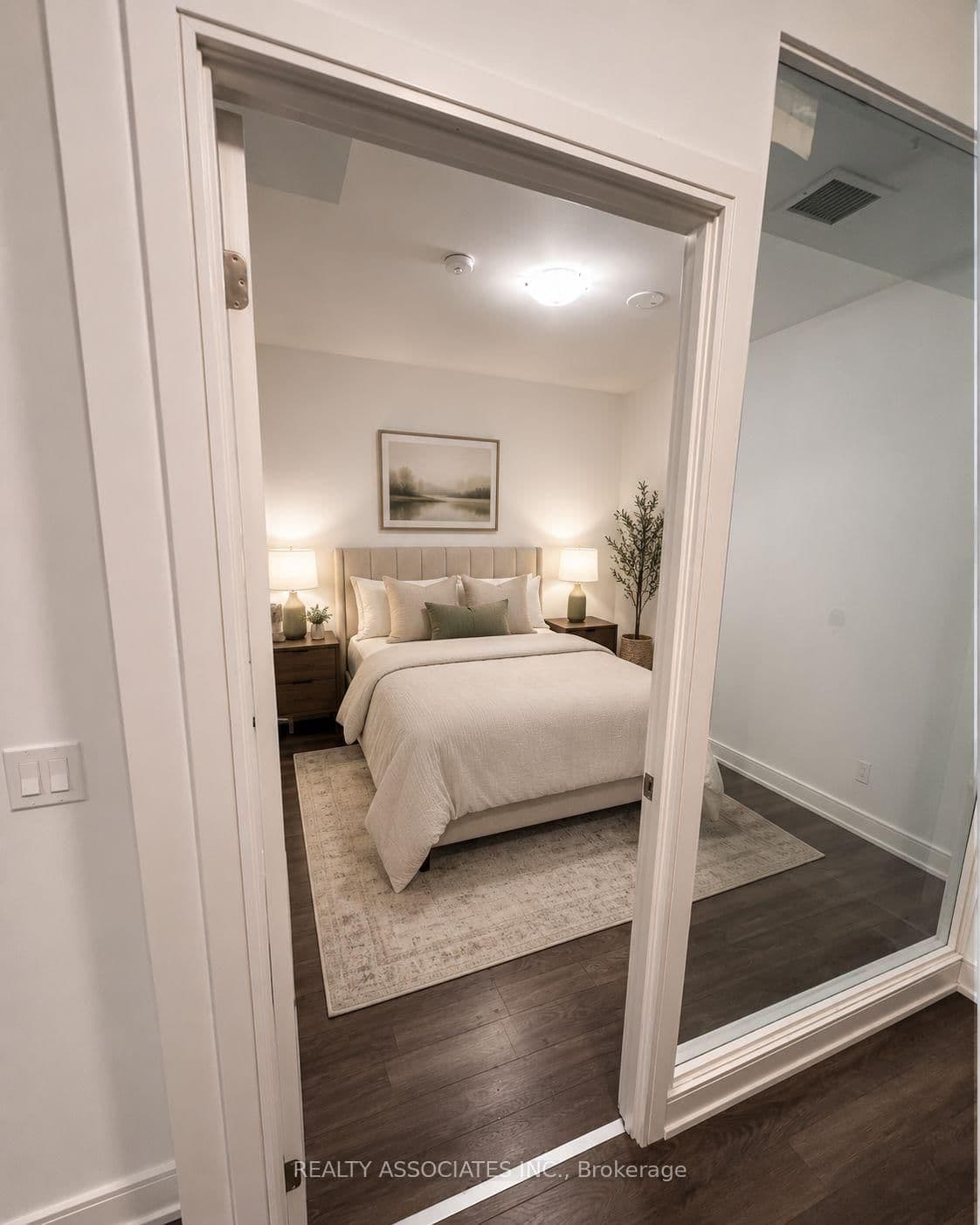 1350 Ellesmere Road, Unit 627 thumbnail 3