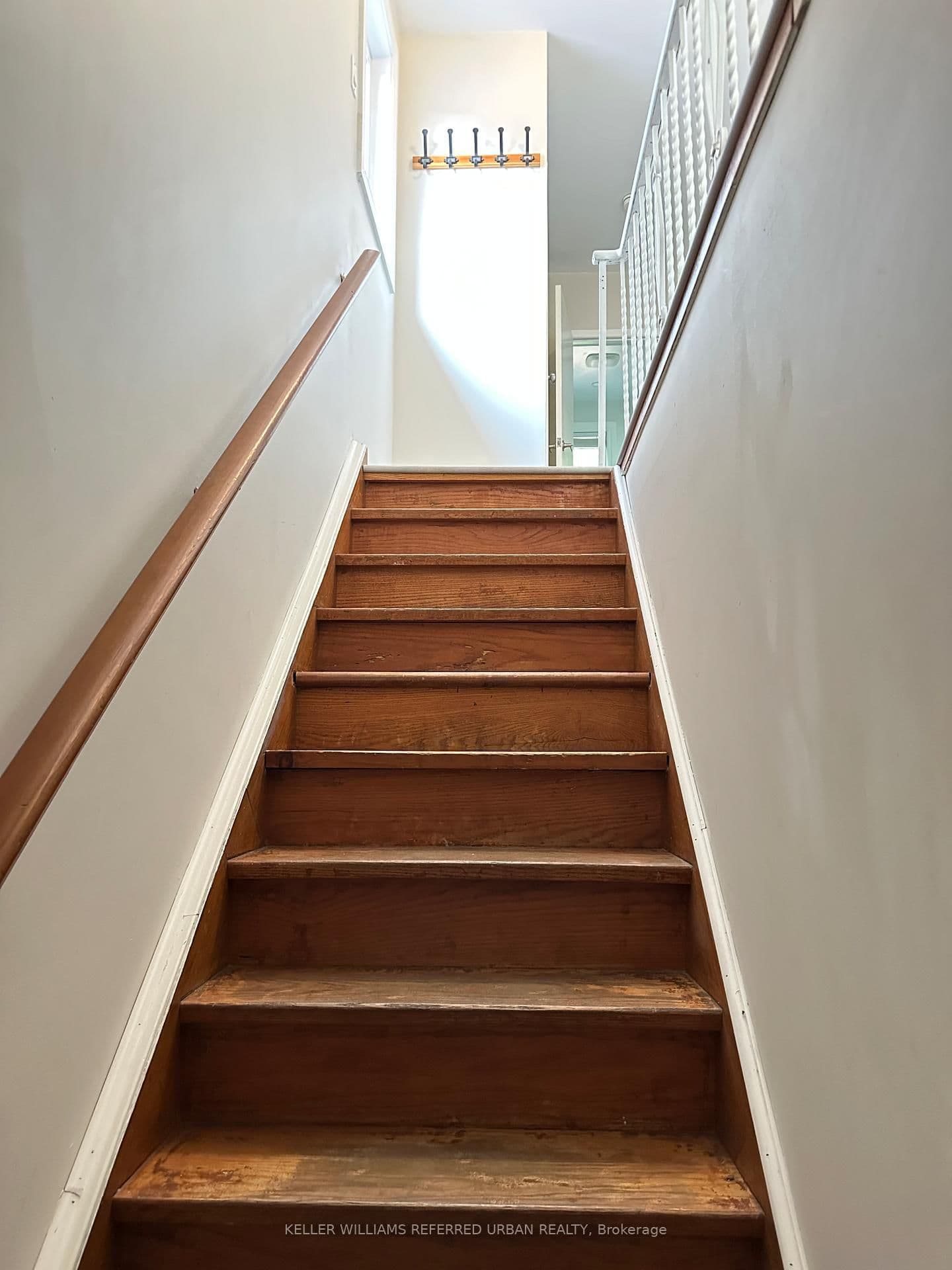 407 Woodbine Avenue, Unit 2nd floor thumbnail 10