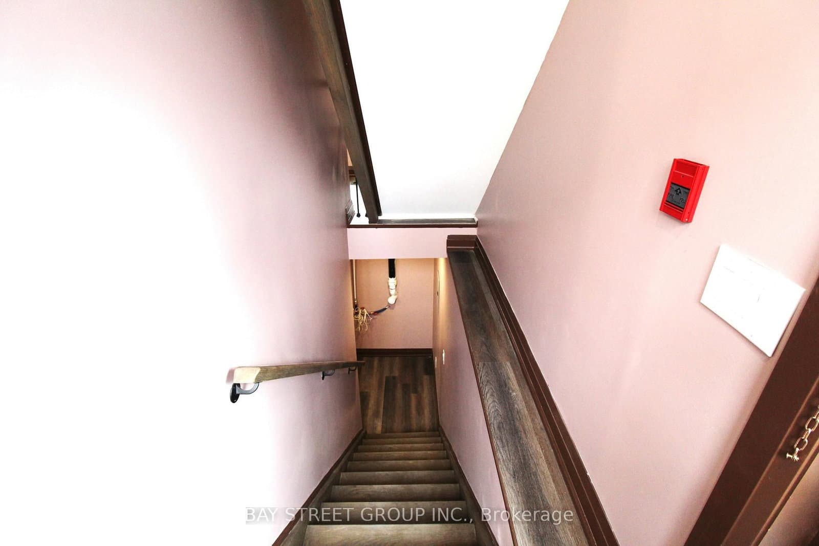 108 Chatham Avenue thumbnail 17