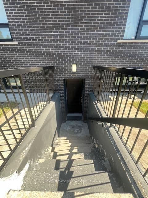 379 O'Connor Drive, Unit Unit 1 (Bsmnt) thumbnail 7