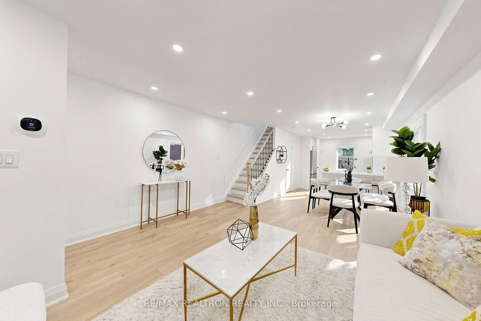414 Mortimer Avenue thumbnail 9