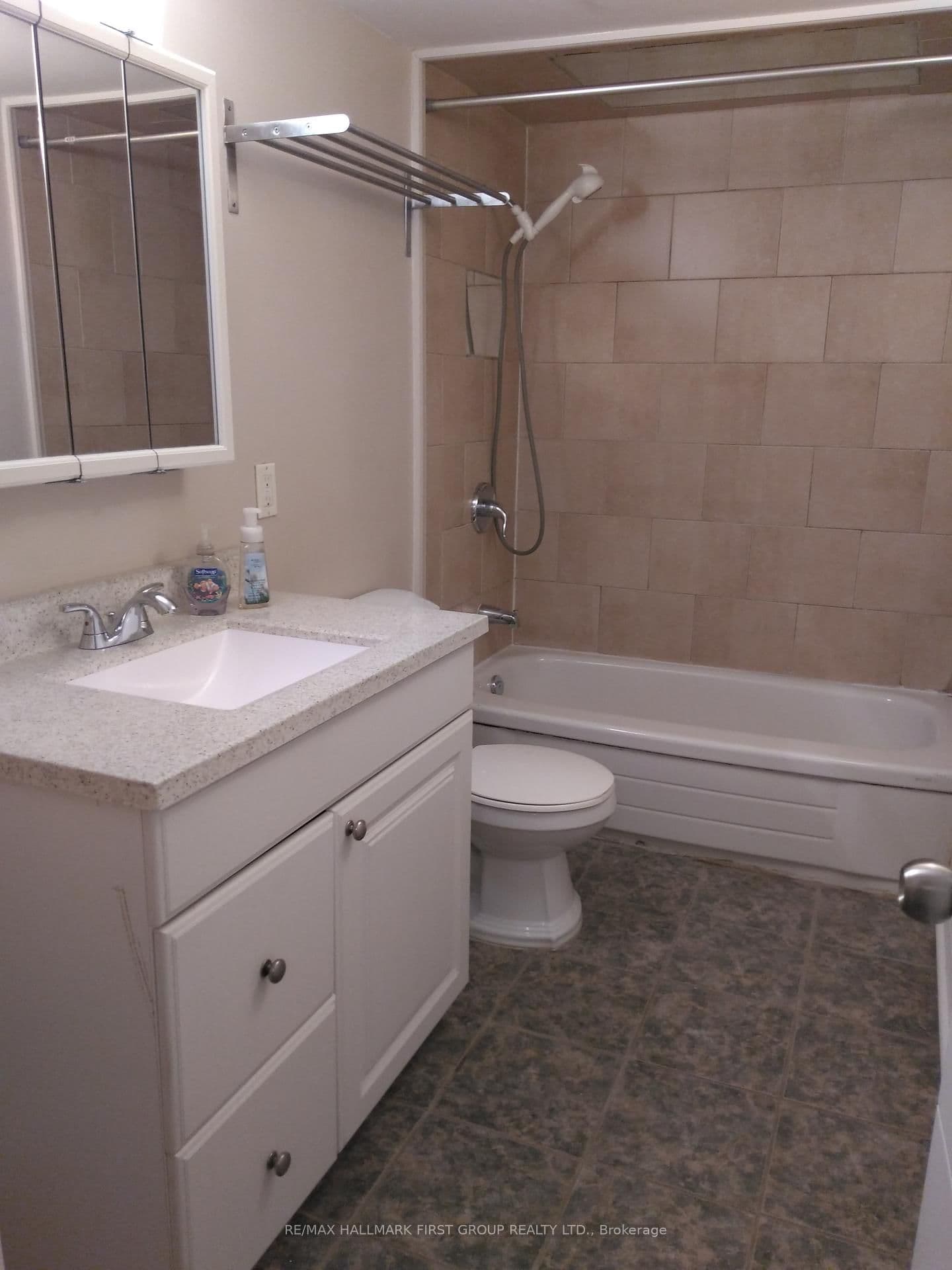 307 Greenwood Avenue thumbnail 35