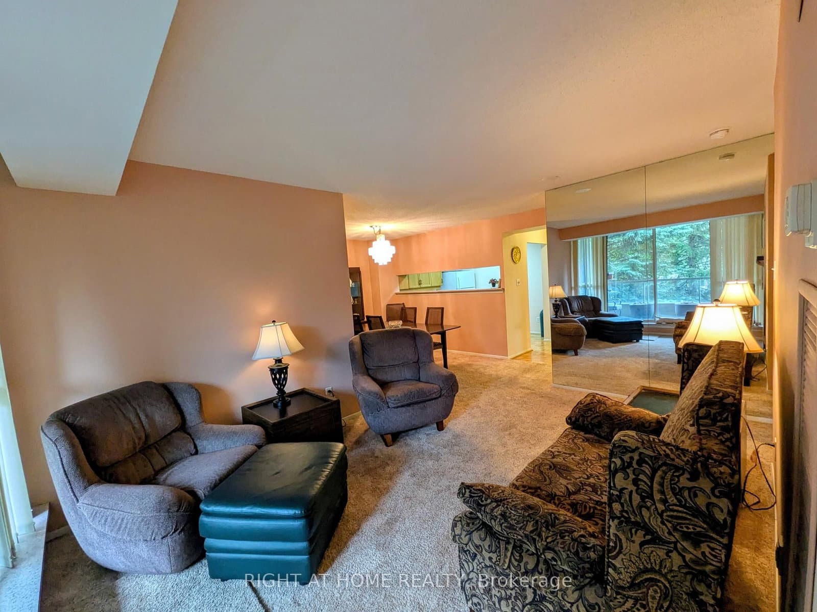 1880 Valley Farm Road, Unit 226 thumbnail 4
