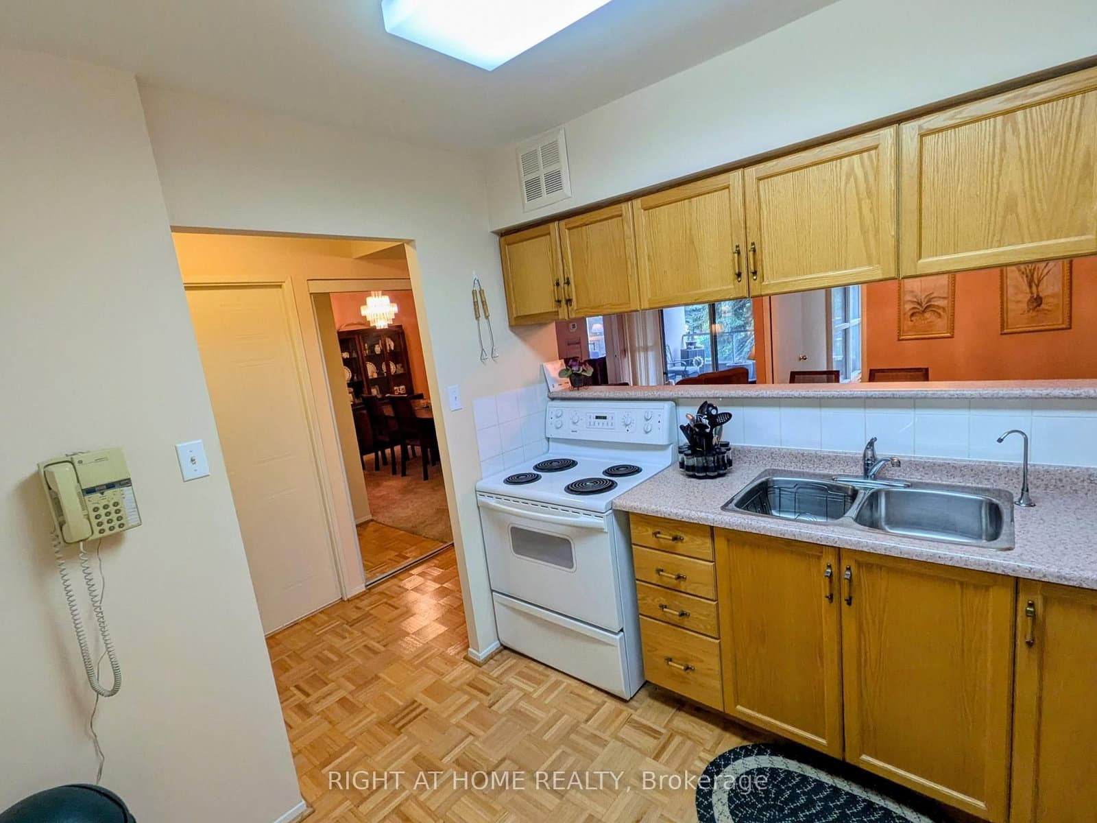 1880 Valley Farm Road, Unit 226 thumbnail 7