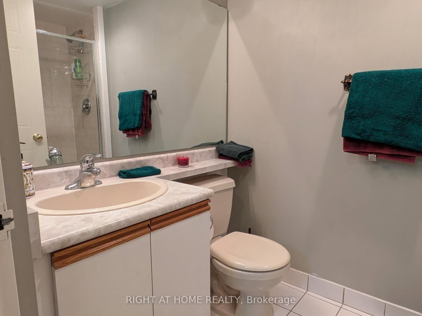 1880 Valley Farm Road, Unit 226 thumbnail 8