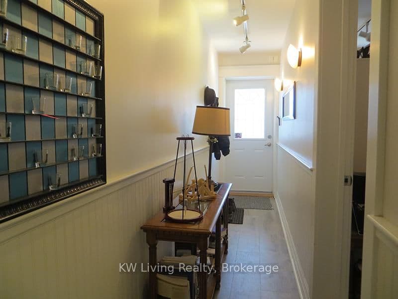 928 Broadview Avenue thumbnail 11