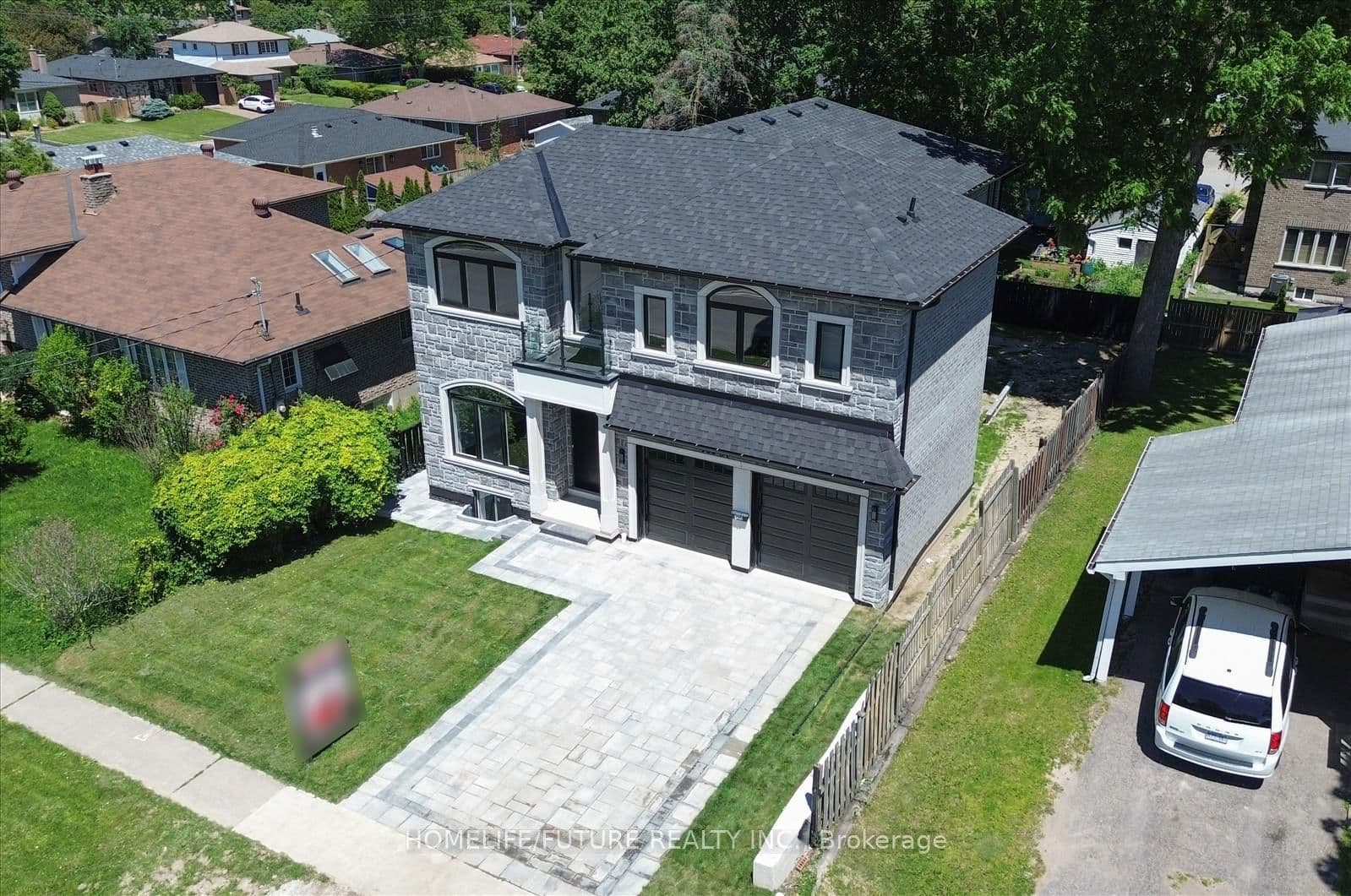 735 Hillcrest Road thumbnail 2