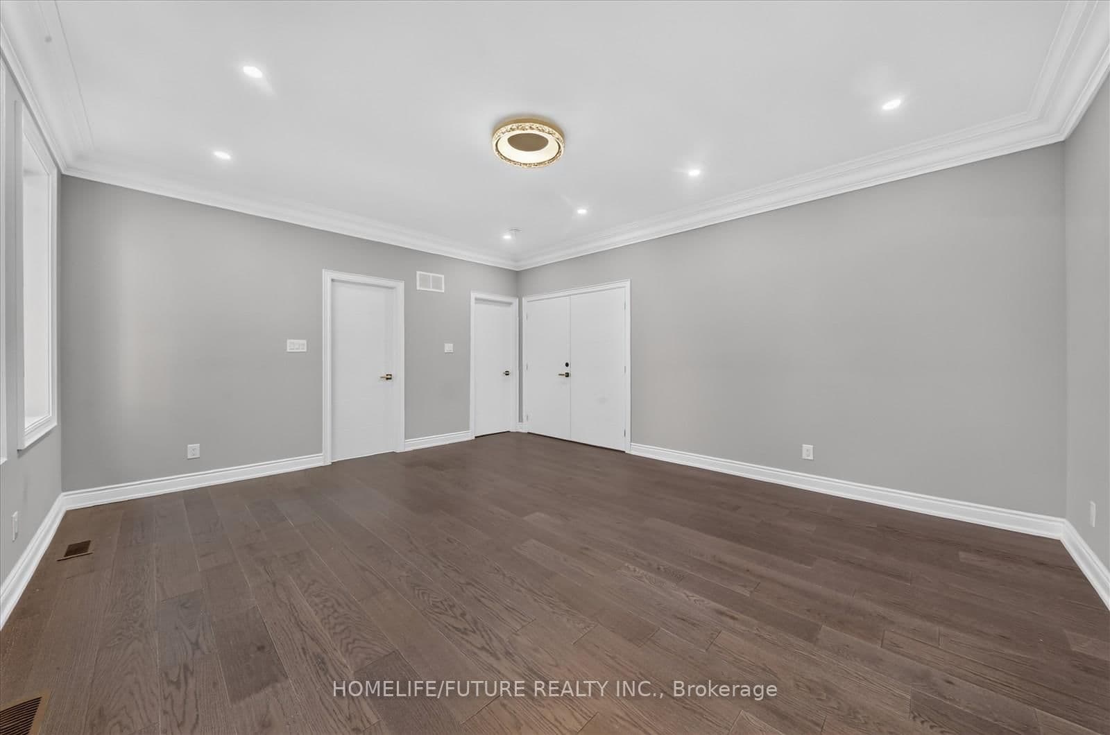 735 Hillcrest Road thumbnail 23