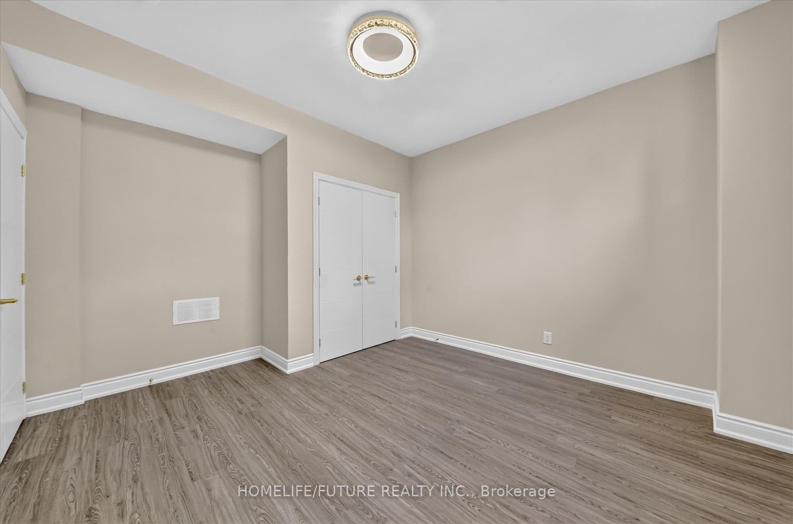 735 Hillcrest Road thumbnail 43