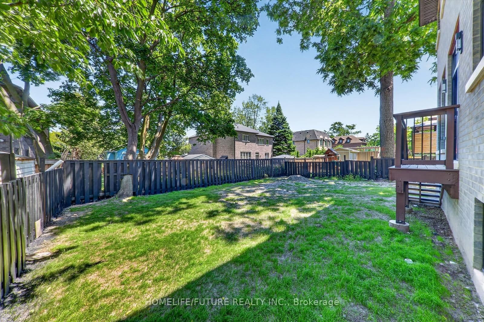 735 Hillcrest Road thumbnail 47