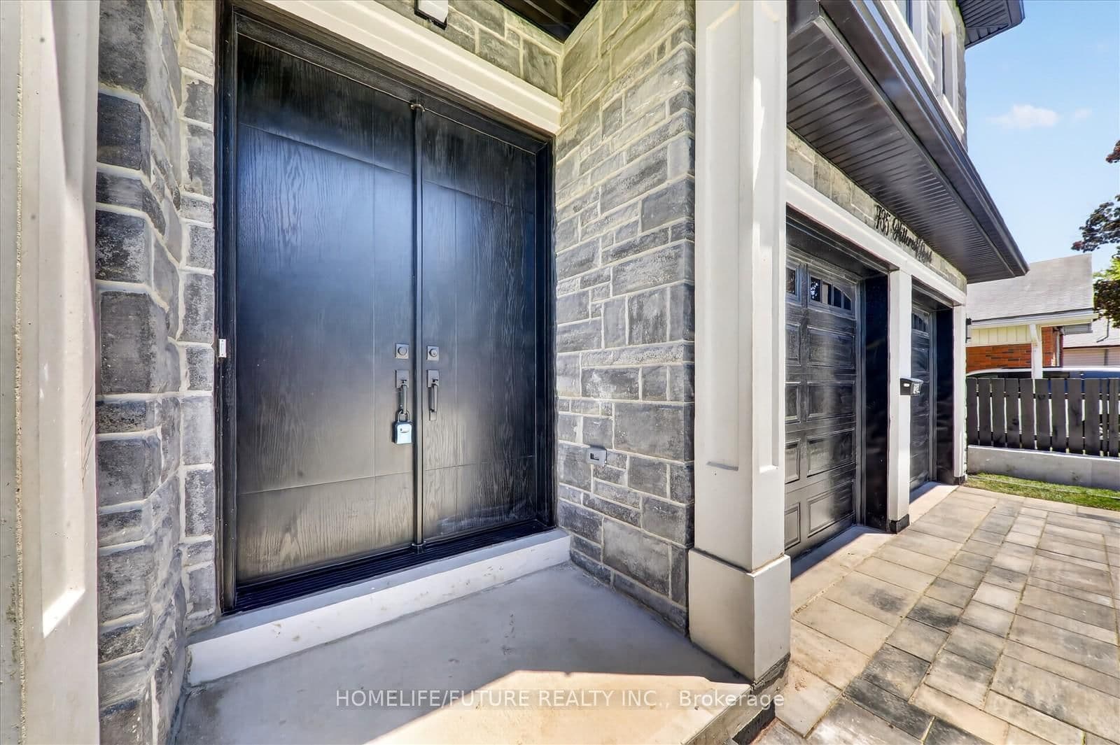 735 Hillcrest Road thumbnail 6