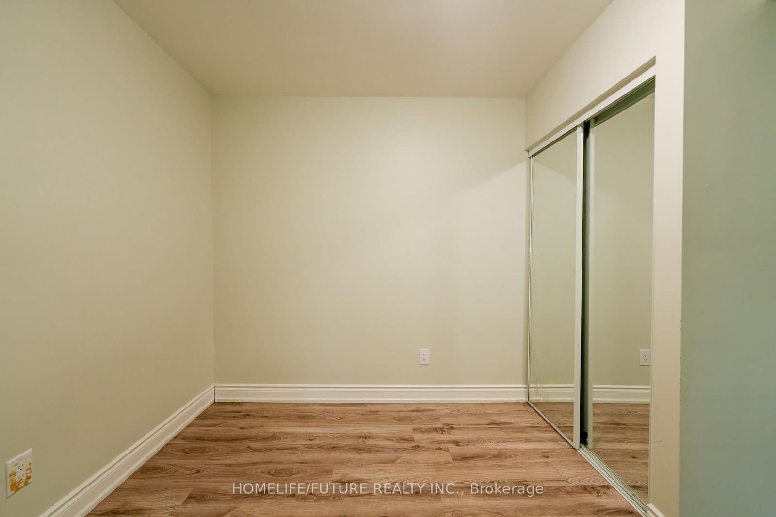 53 Mason Road, Unit Bsmt thumbnail 3