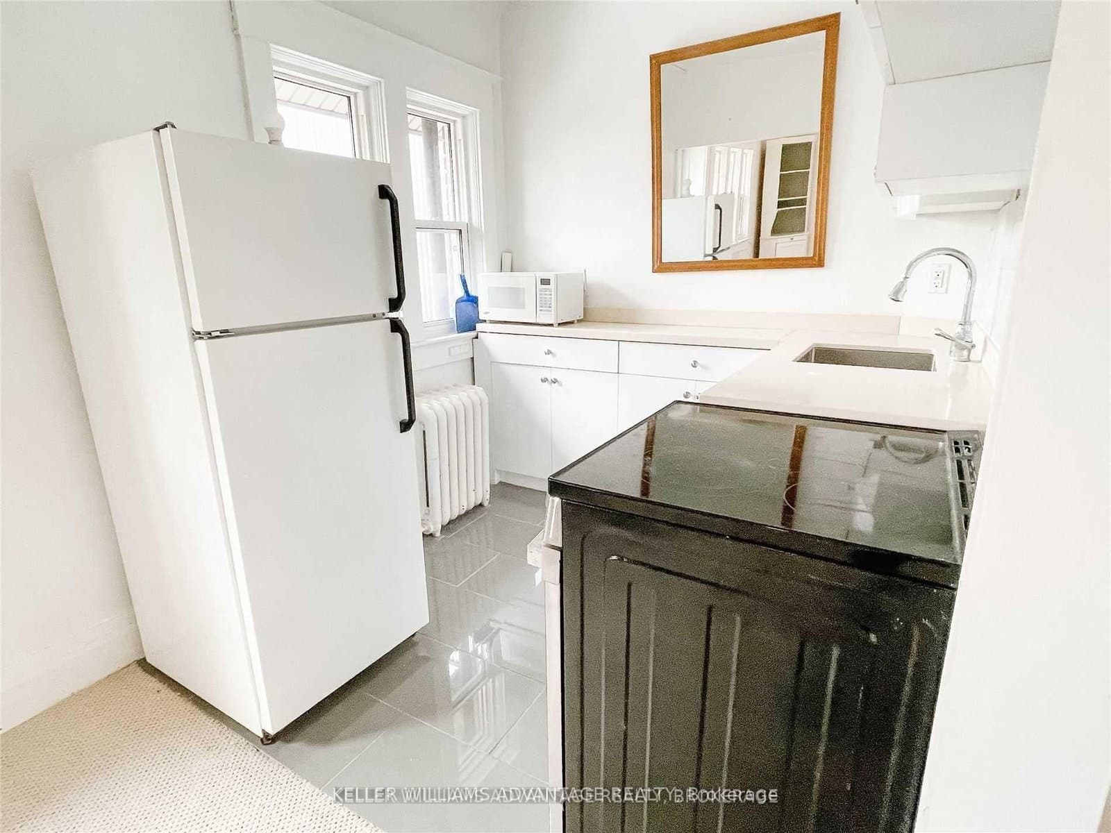 98 Woodycrest Avenue, Unit #Upper thumbnail 11