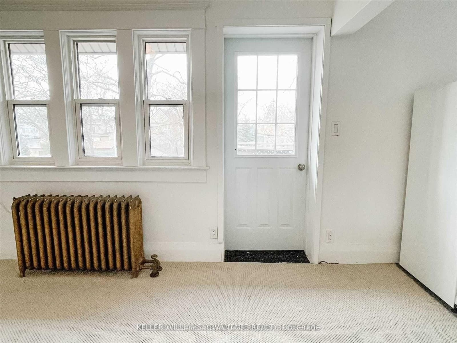98 Woodycrest Avenue, Unit #Upper thumbnail 8