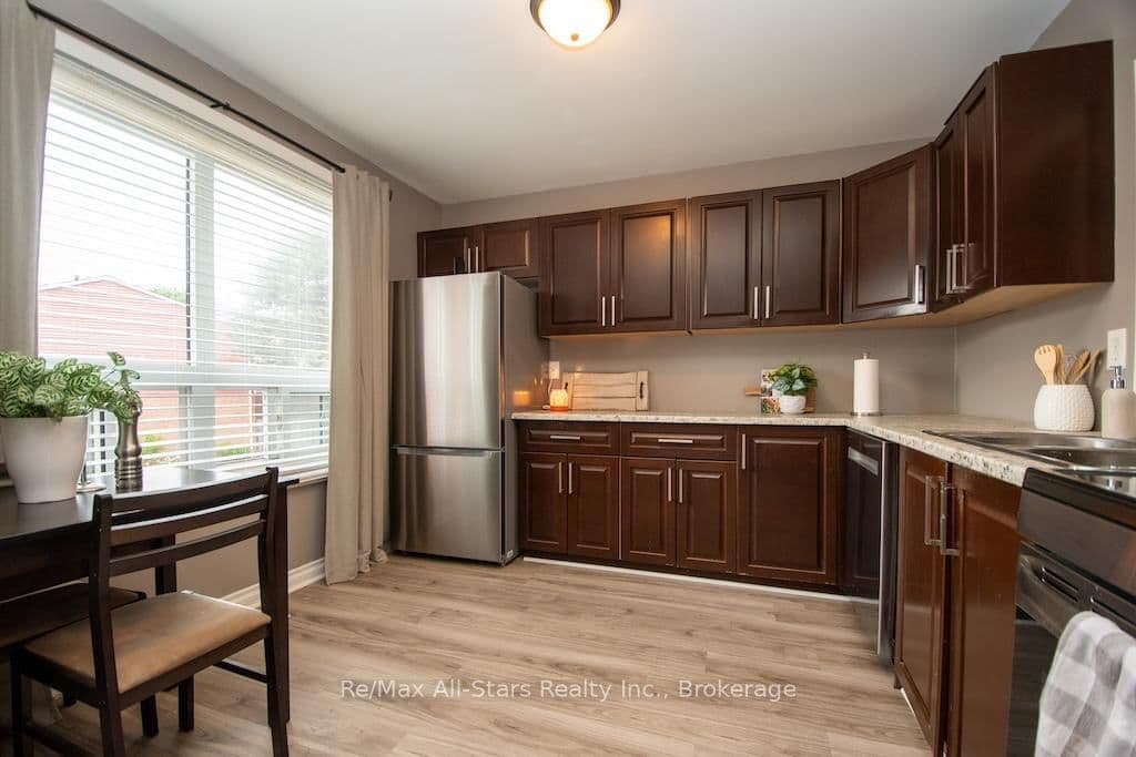 72 Martin Road, Unit 16 thumbnail 16