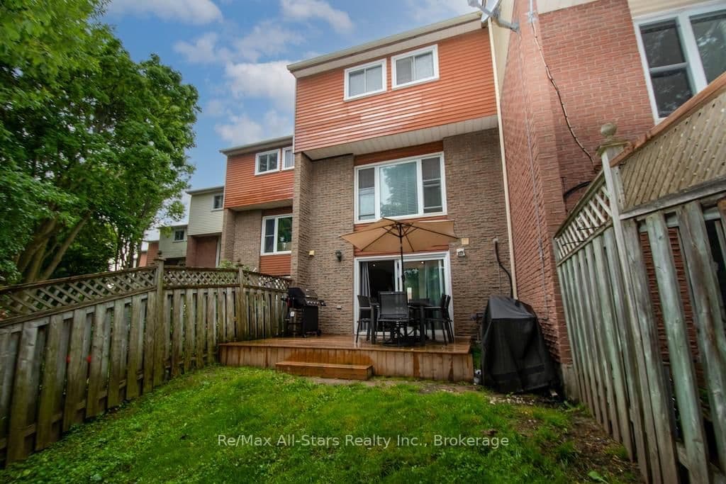 72 Martin Road, Unit 16 thumbnail 33