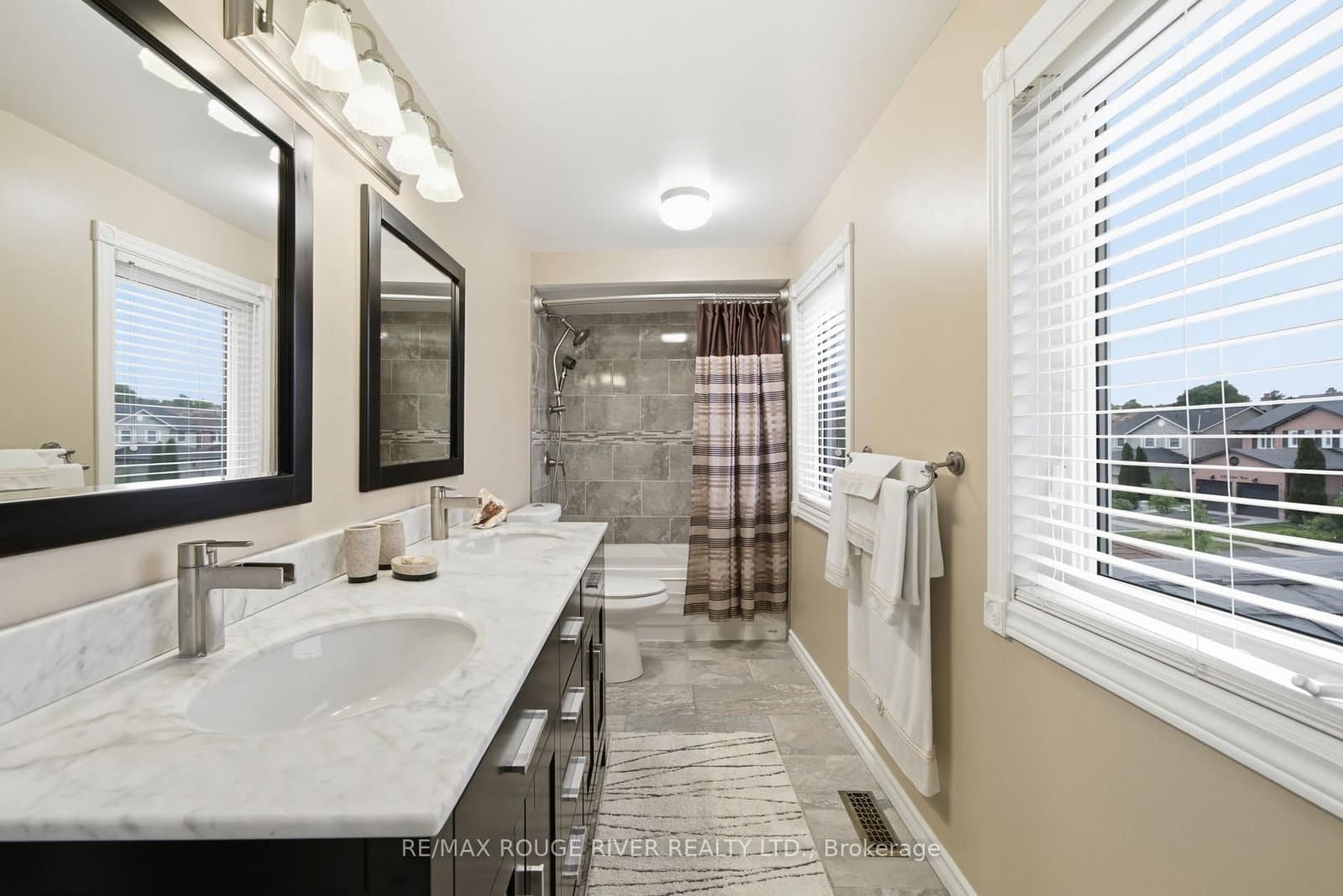 561 Cattail Court thumbnail 41