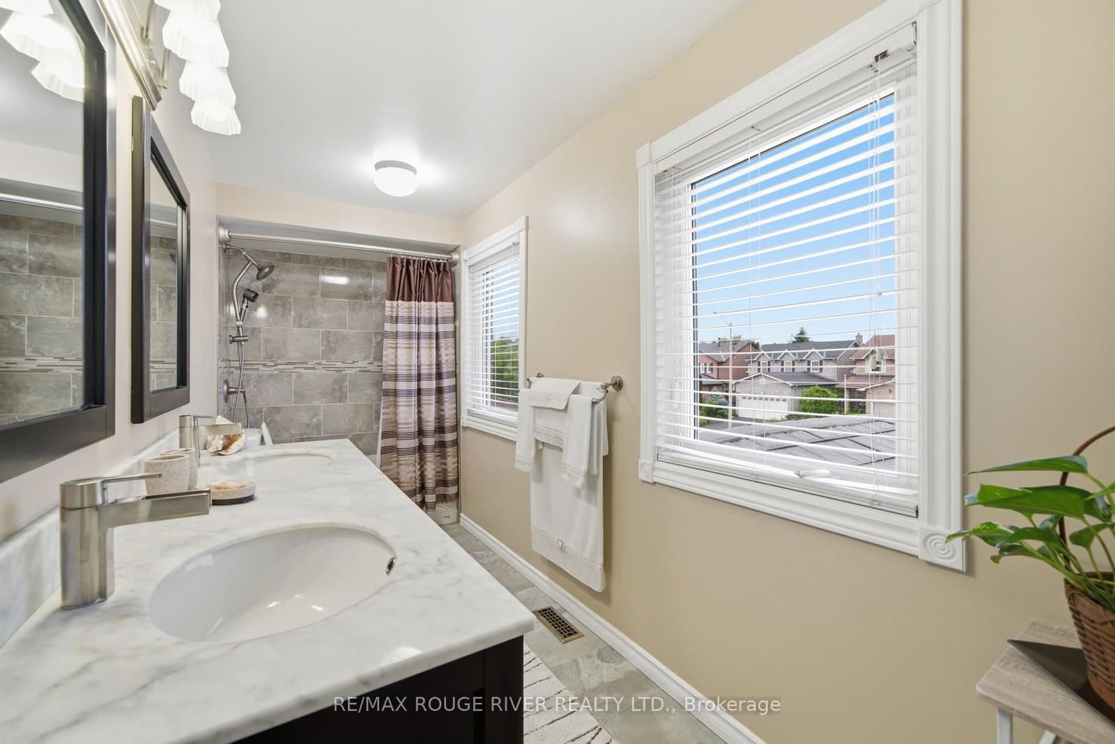 561 Cattail Court thumbnail 42