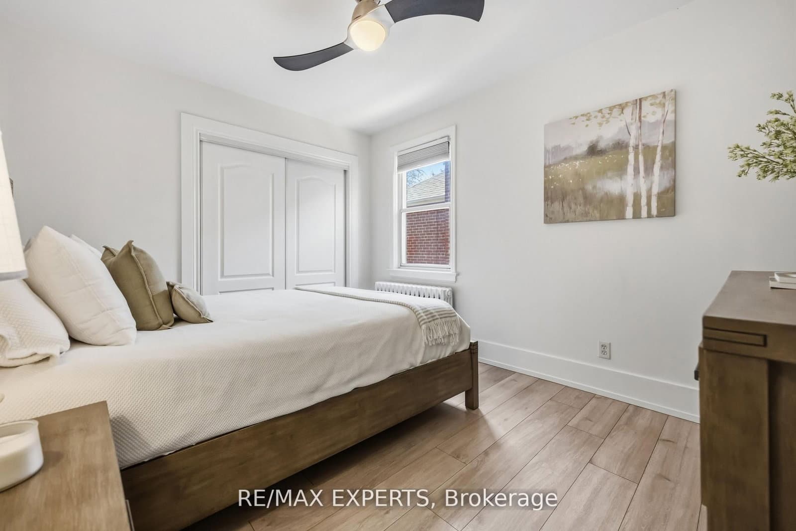 221 Clonmore Drive thumbnail 15