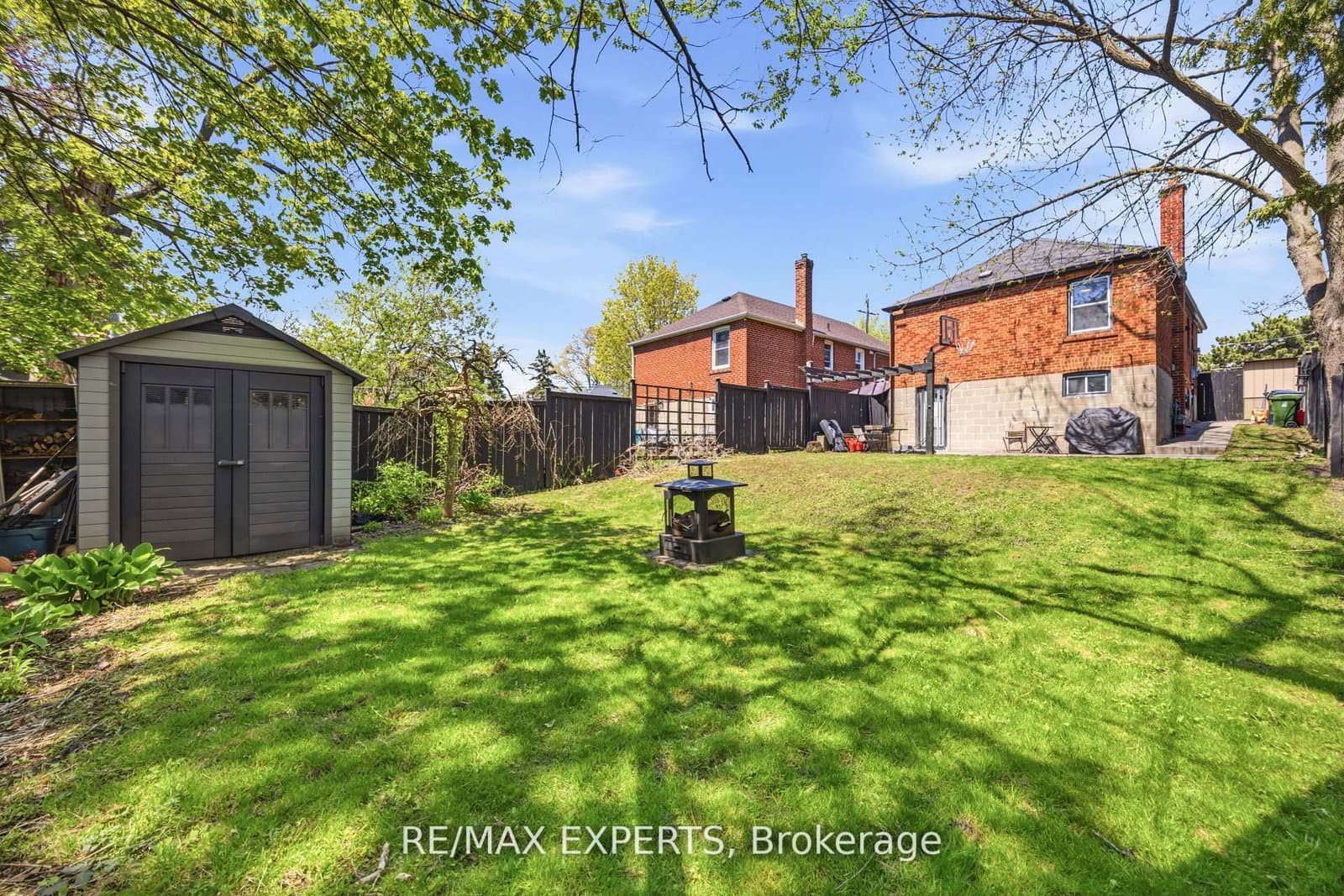 221 Clonmore Drive thumbnail 25