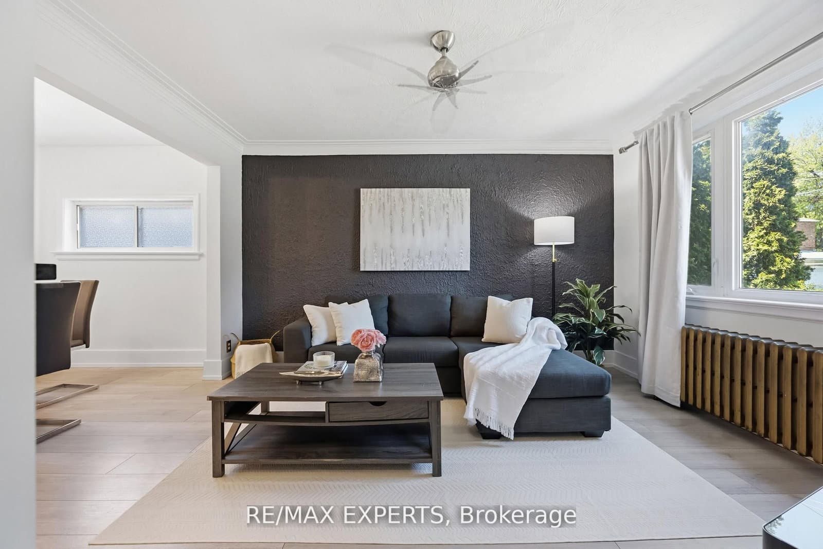 221 Clonmore Drive thumbnail 3