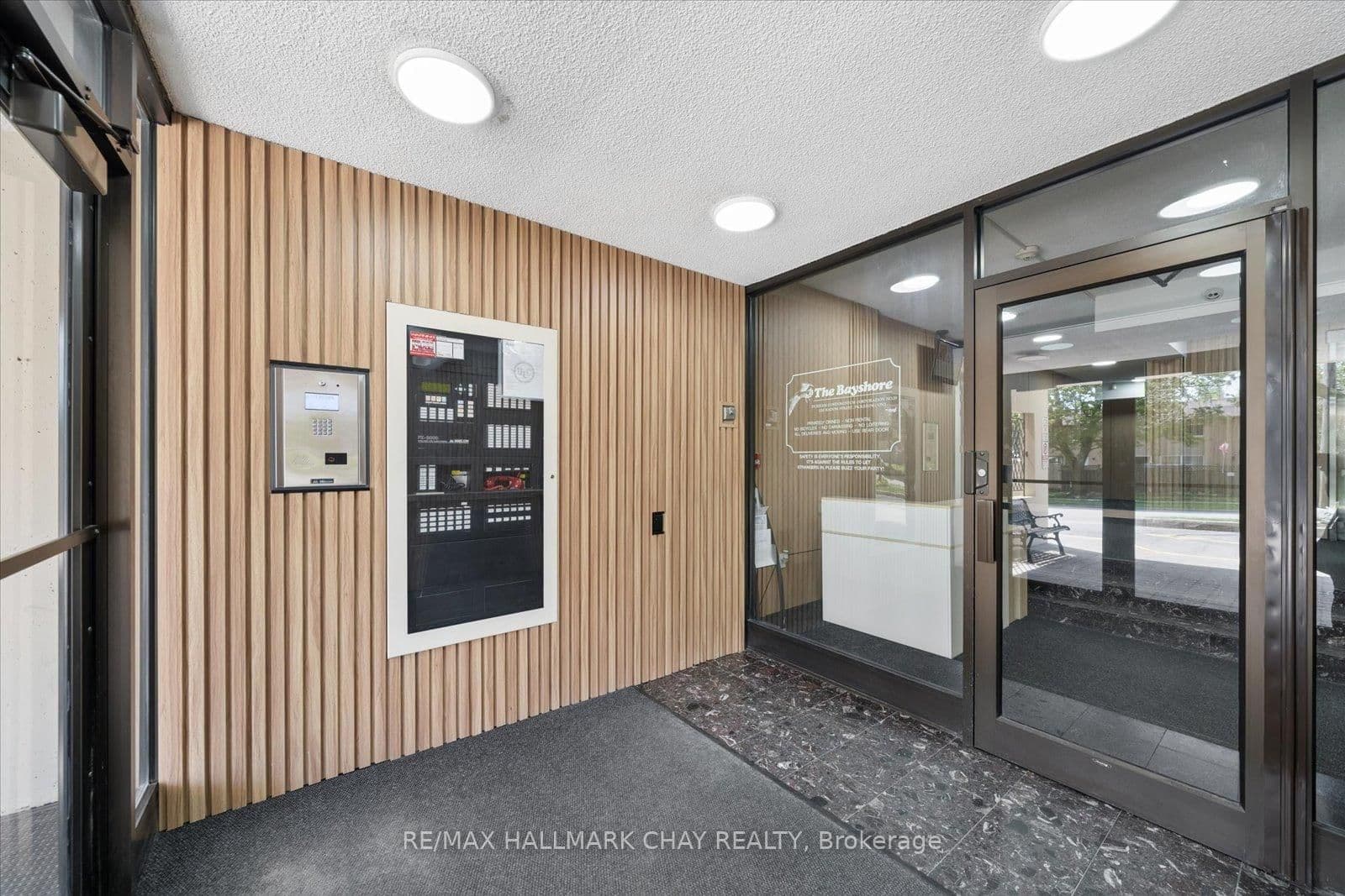 1210 Radom Street, Unit 208 thumbnail 3